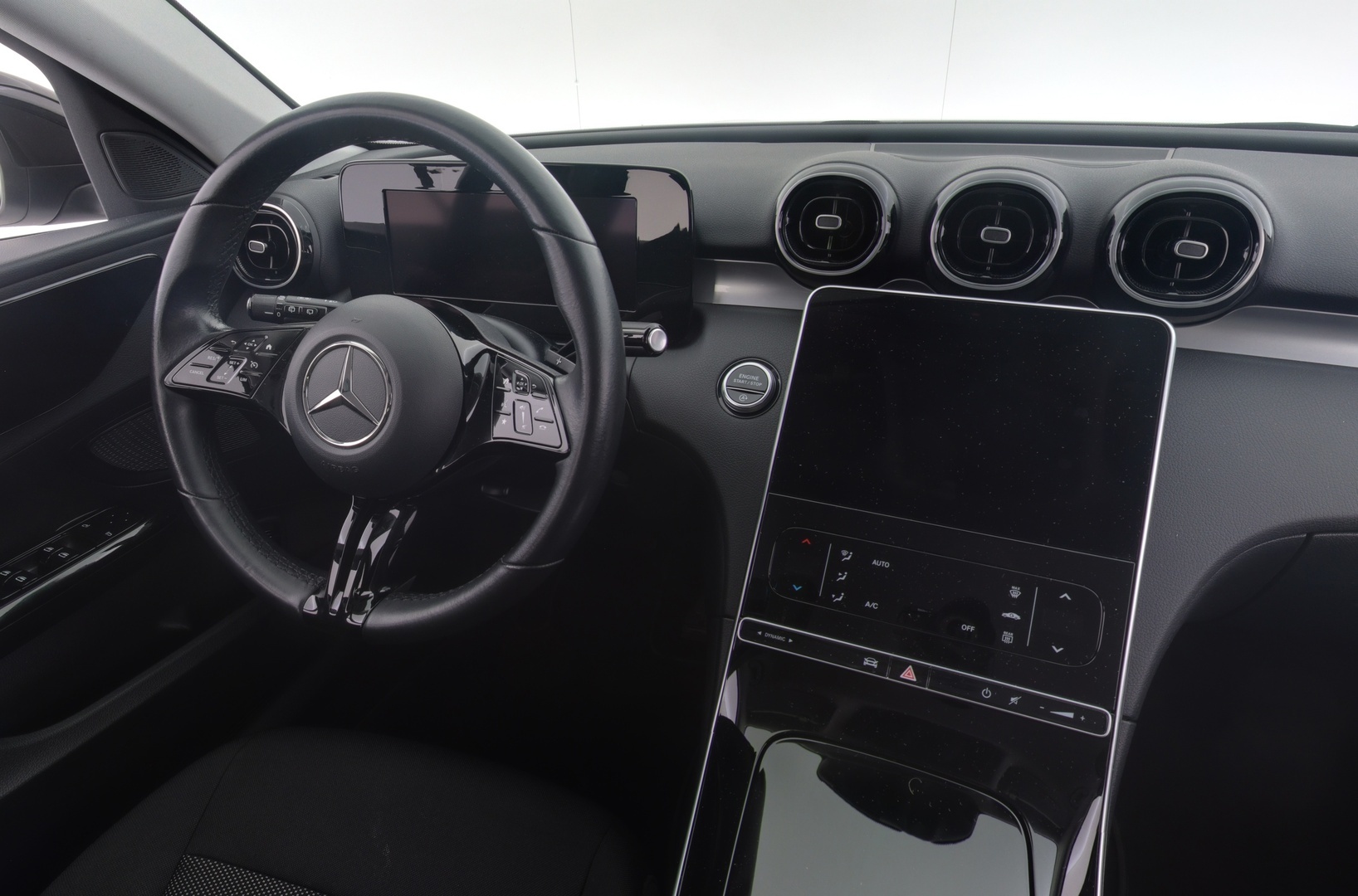 MERCEDES-BENZ C 2022