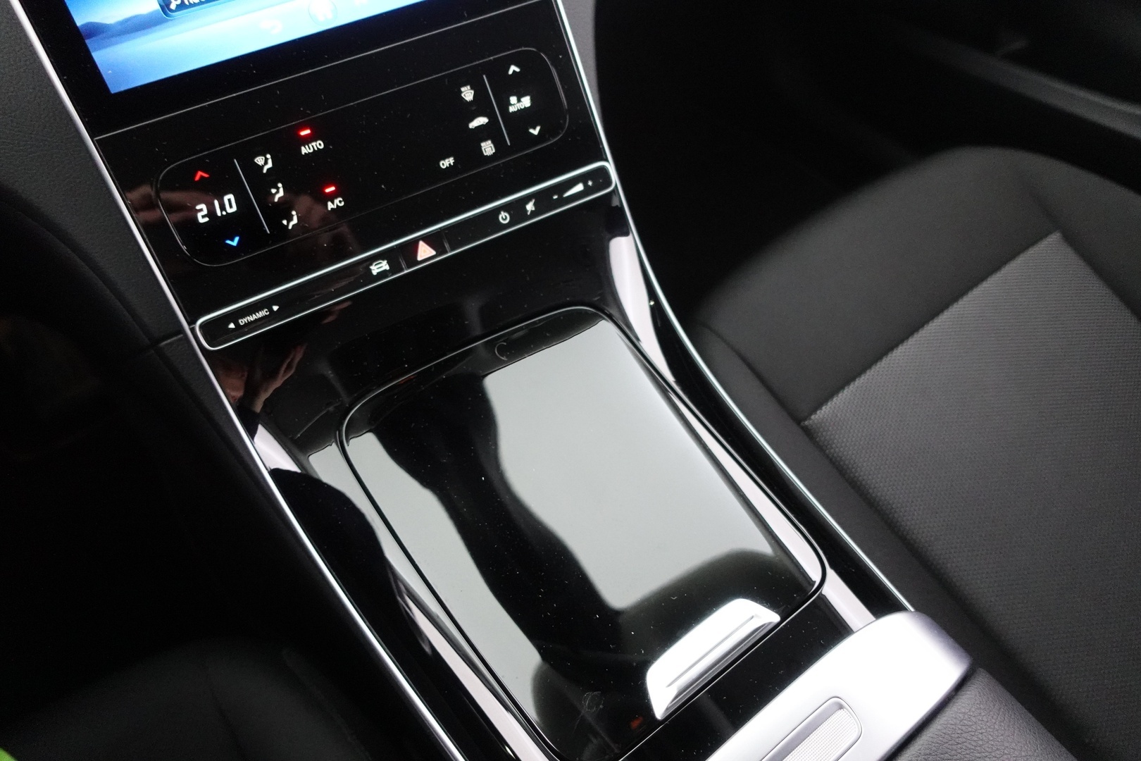 MERCEDES-BENZ C 2022