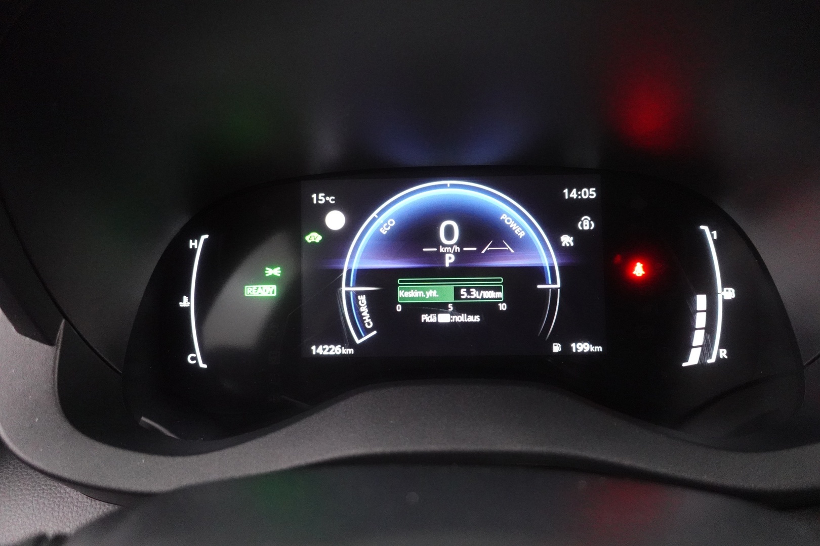 TOYOTA Yaris Cross 2025