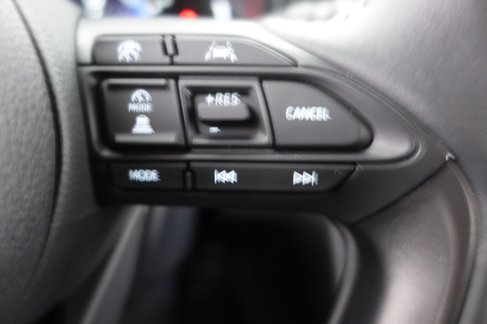 TOYOTA Yaris Cross 2025