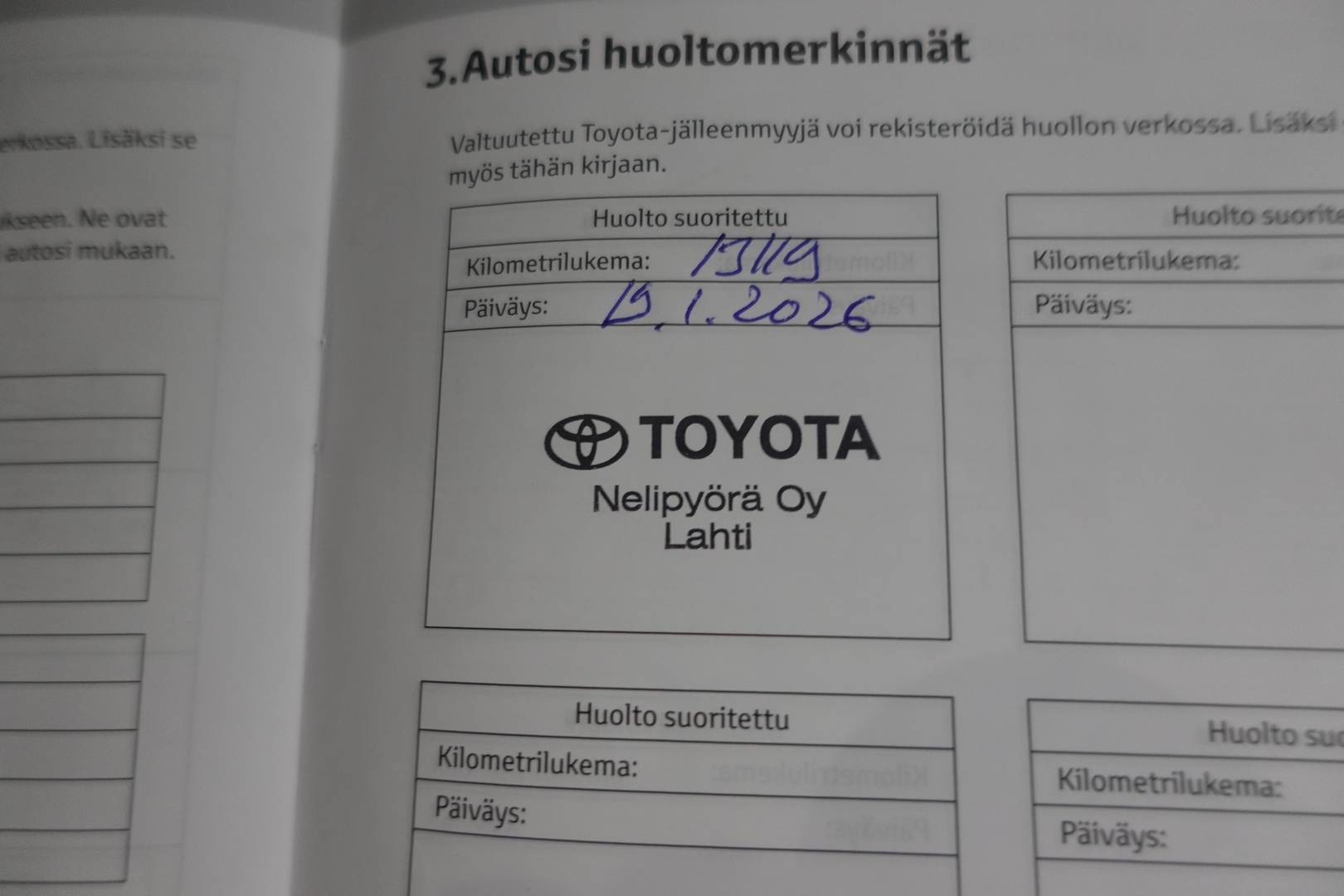 TOYOTA Yaris Cross 2025