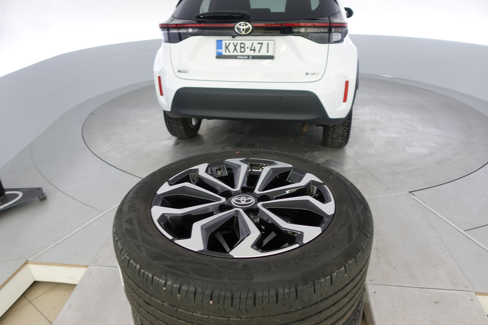 TOYOTA Yaris Cross 2025