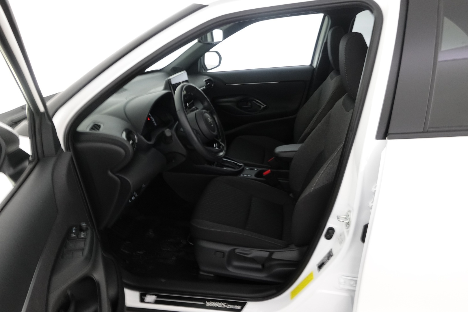 TOYOTA Yaris Cross 2025