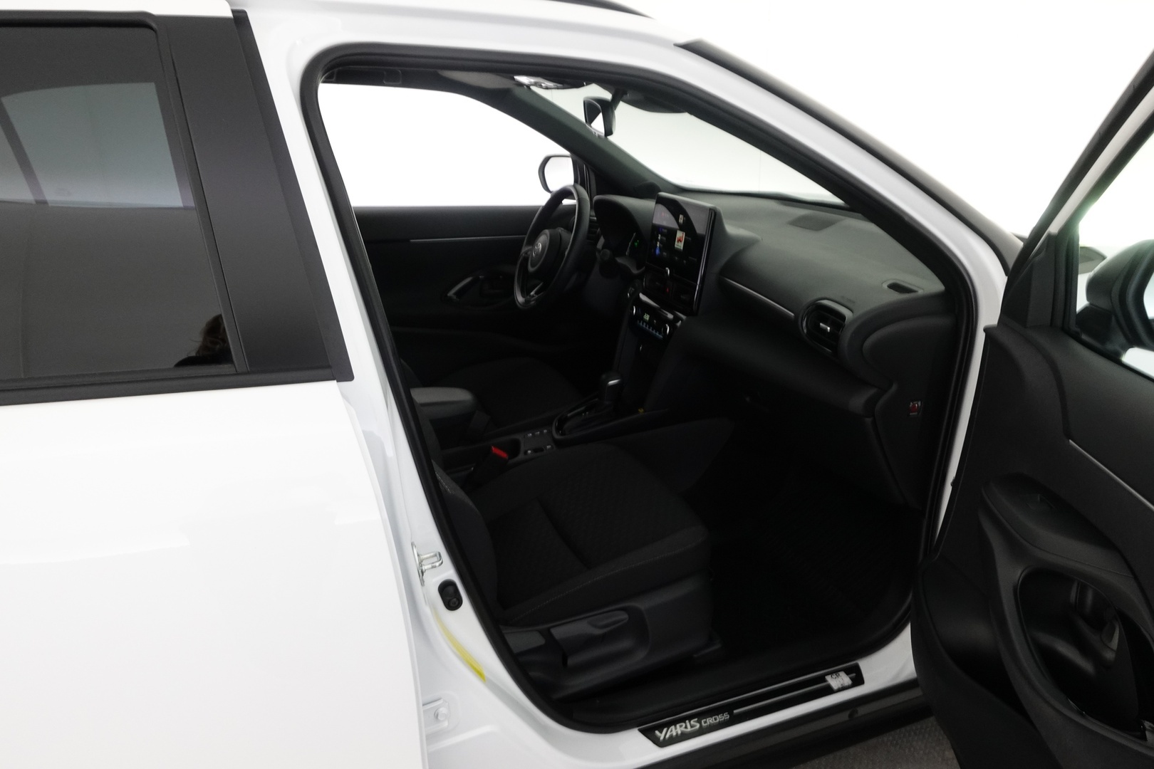 TOYOTA Yaris Cross 2025