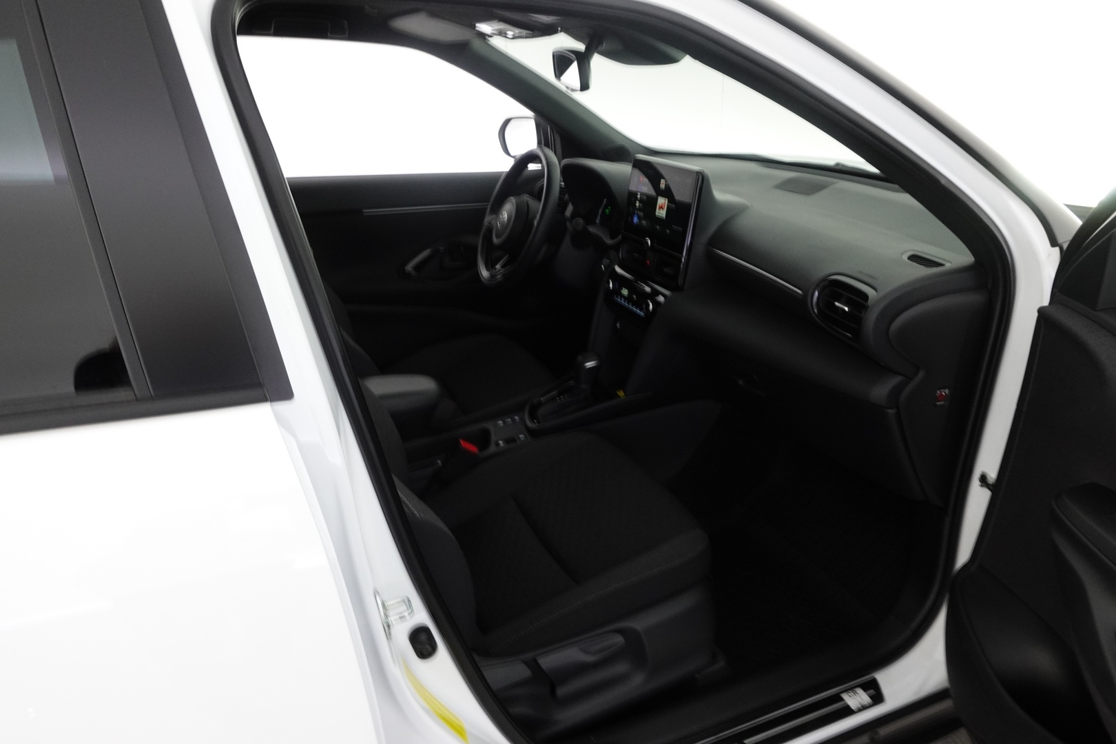 TOYOTA Yaris Cross 2025