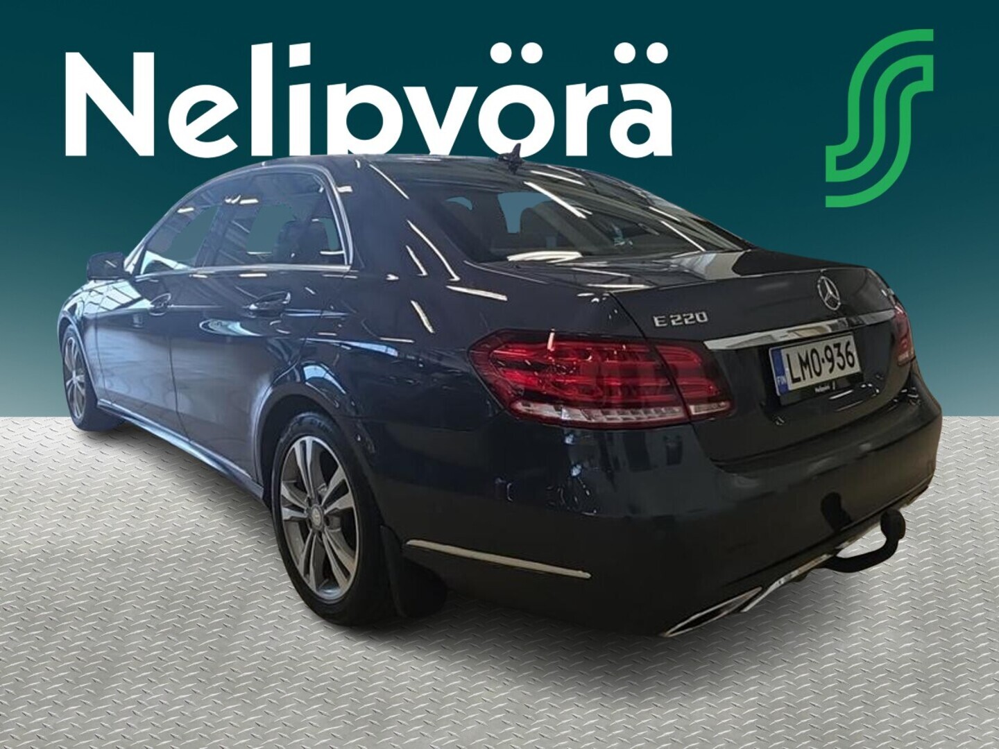 MERCEDES-BENZ E 2015