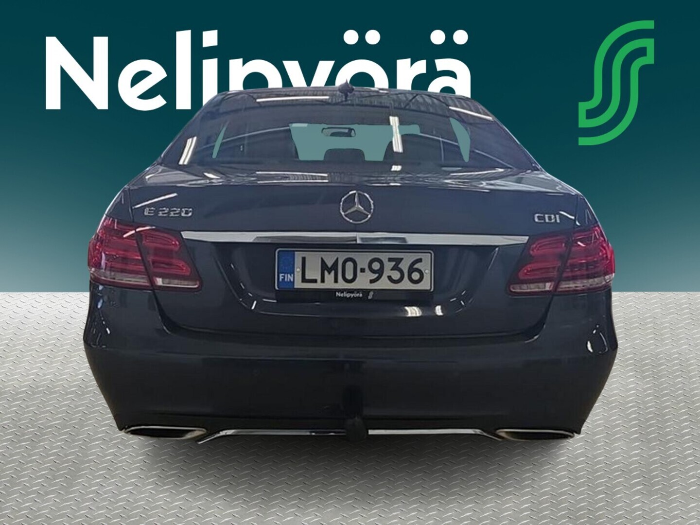 MERCEDES-BENZ E 2015