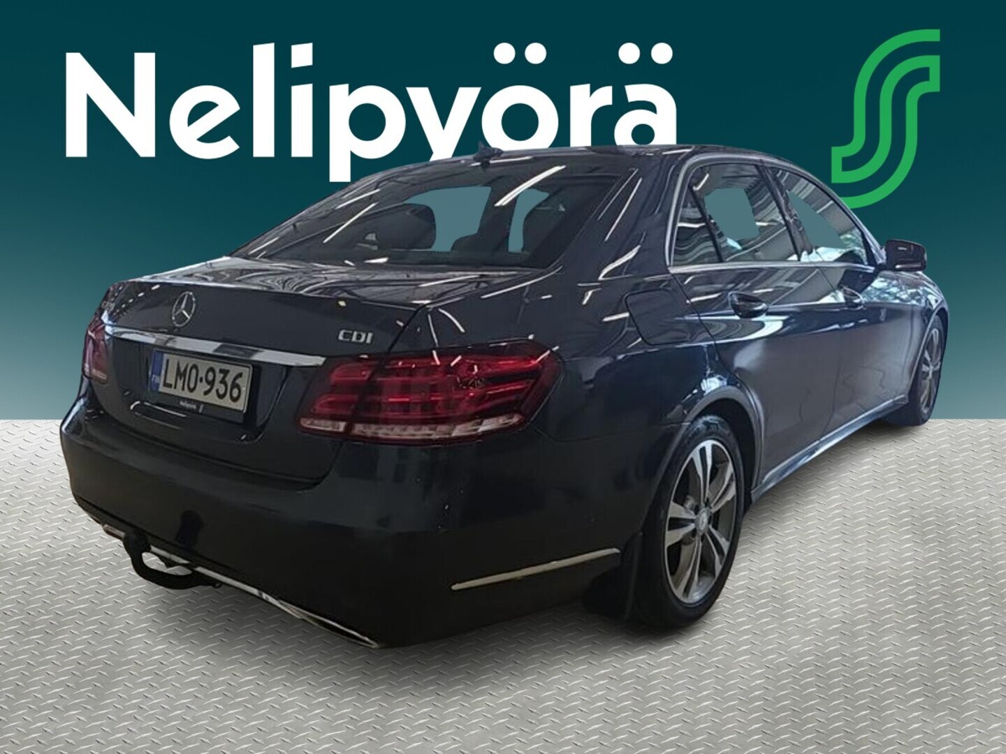MERCEDES-BENZ E 2015