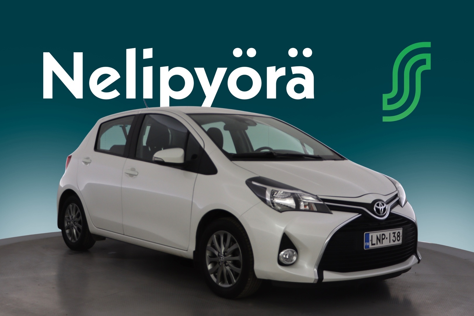 TOYOTA Yaris 2016