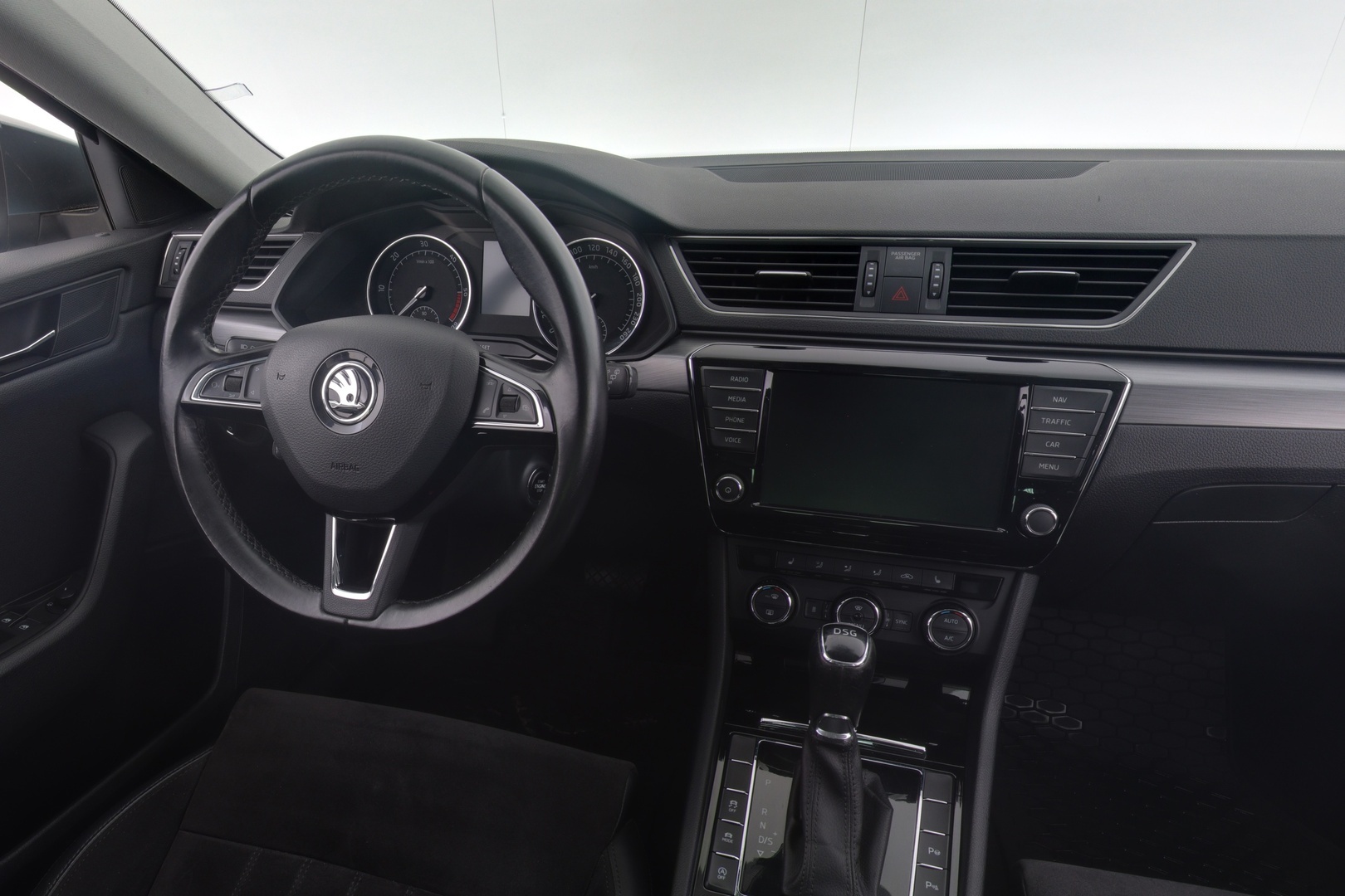 SKODA Superb 2017