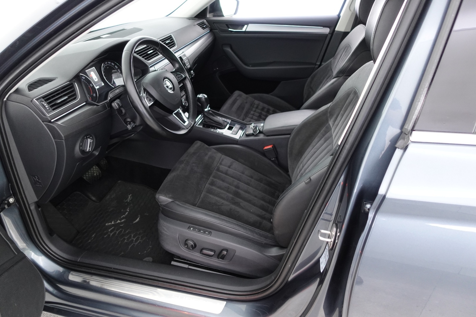 SKODA Superb 2017