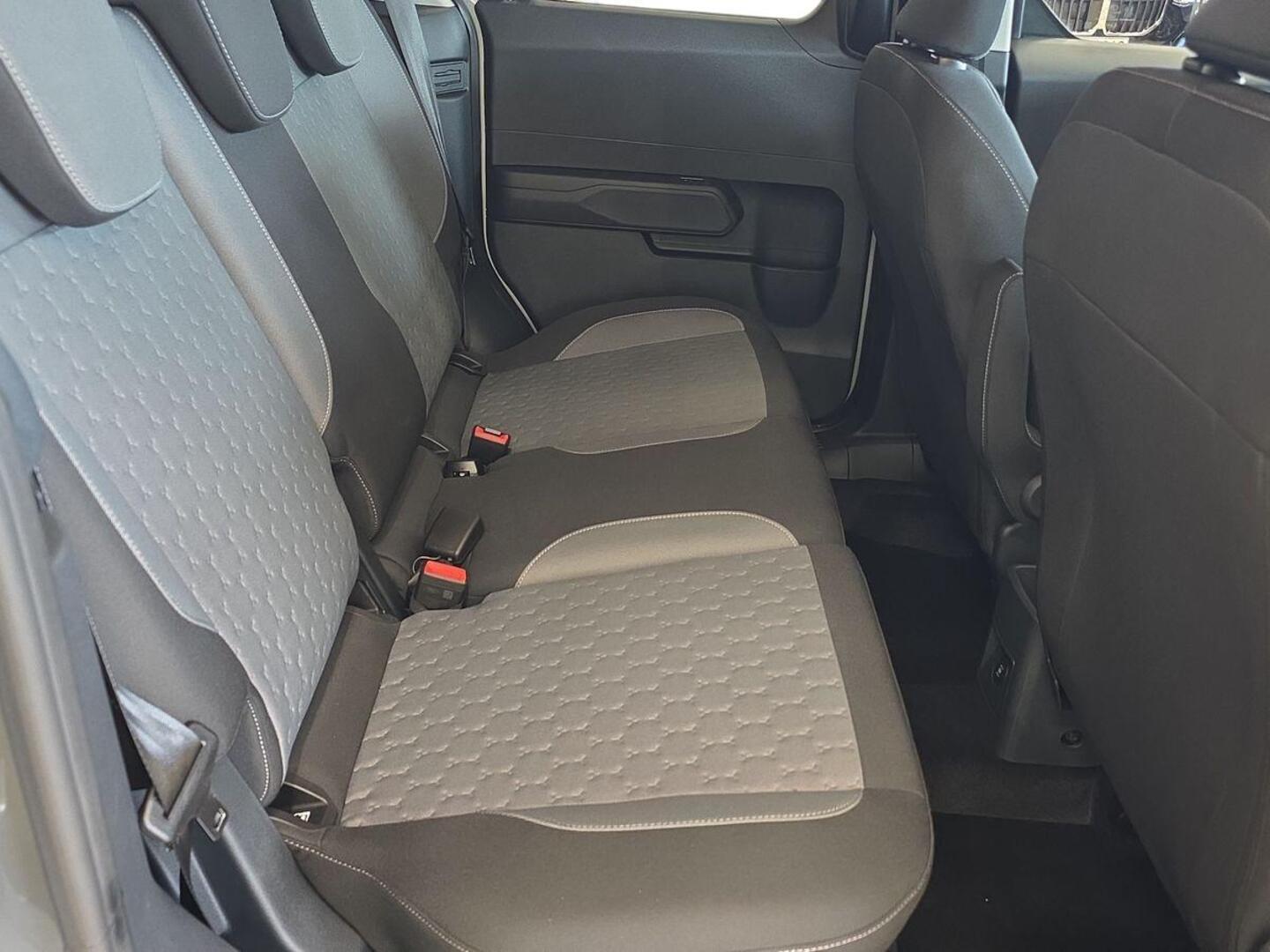 FORD TOURNEO COURIER 15