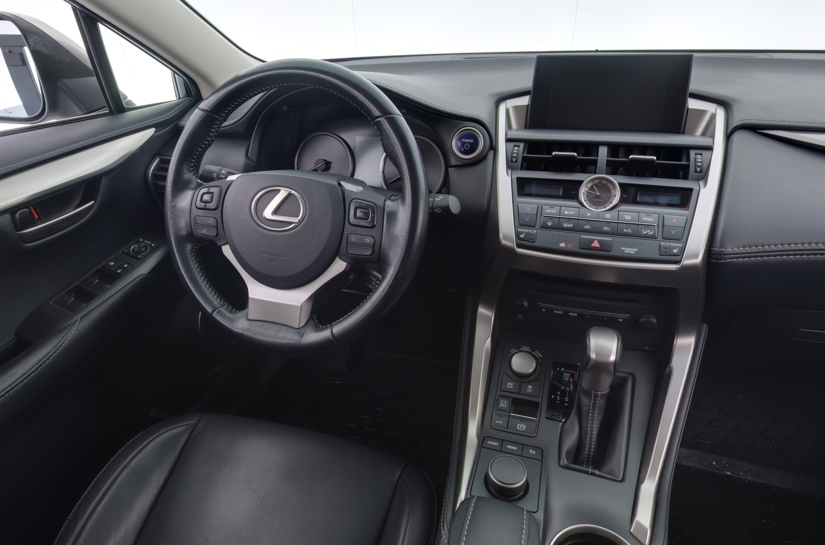LEXUS NX 2016