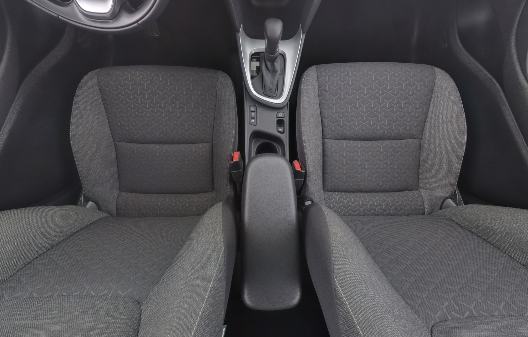 TOYOTA Yaris Cross 2023