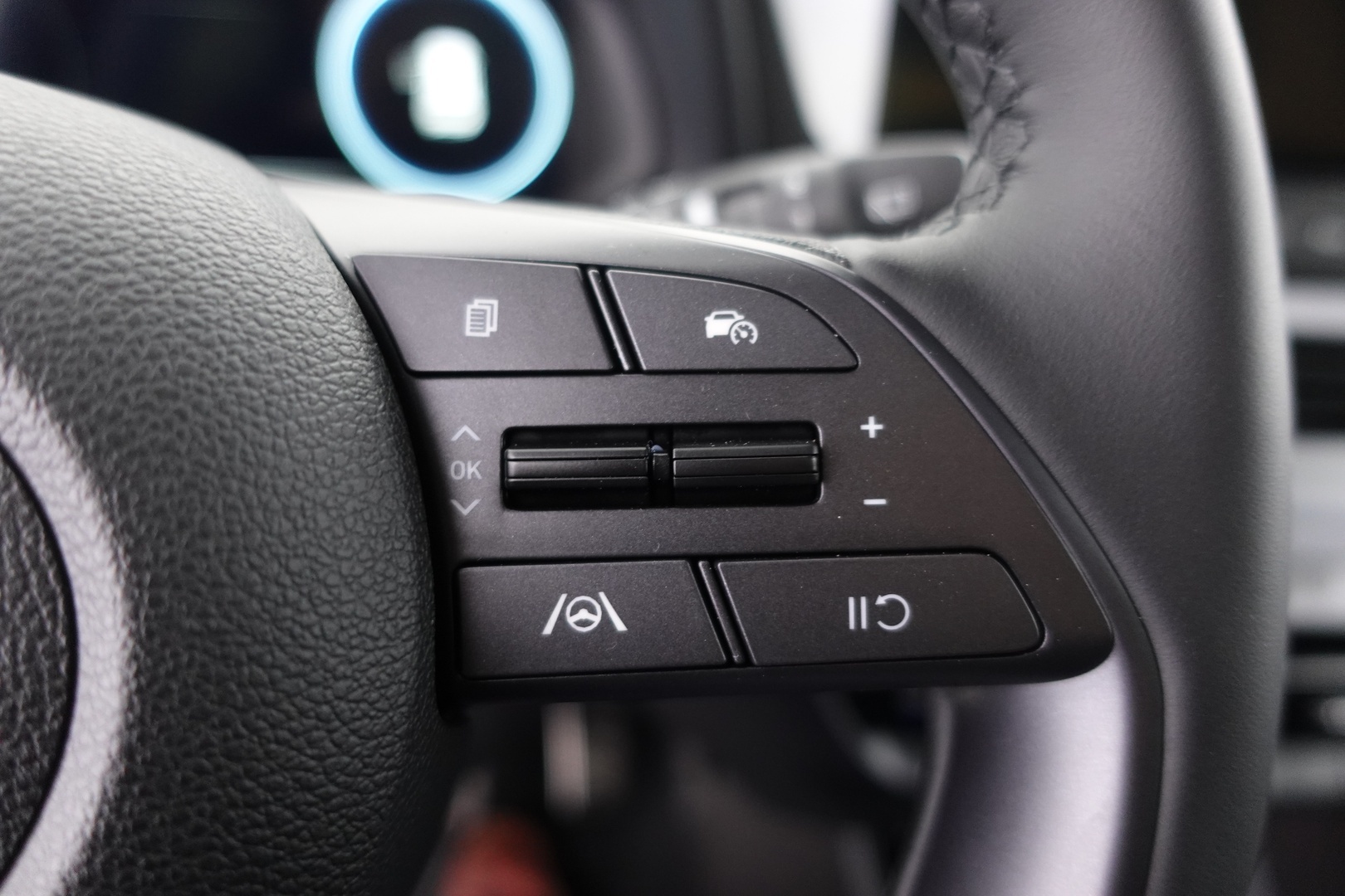 HYUNDAI BAYON Cross 2025