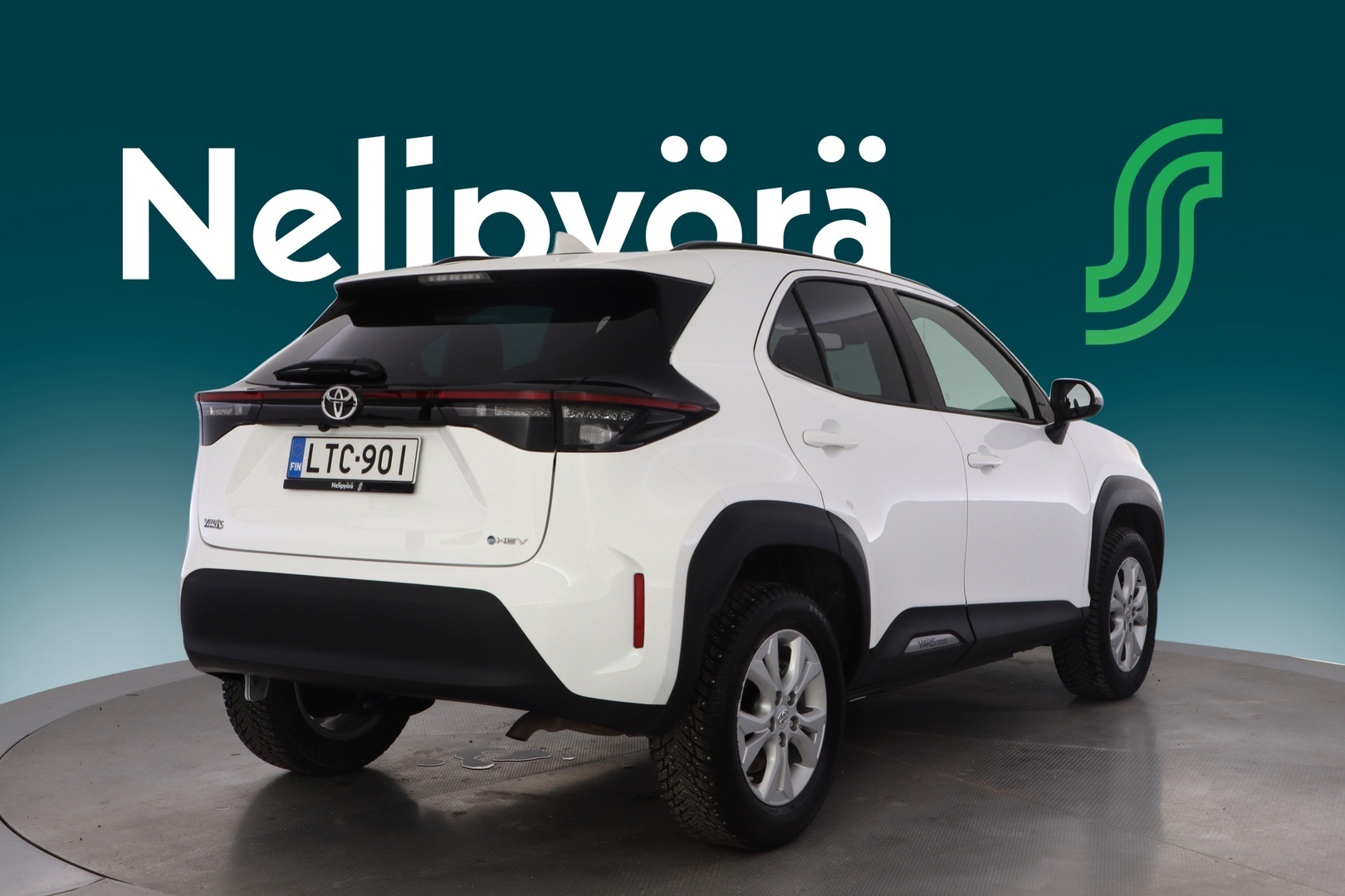 TOYOTA Yaris Cross 2025