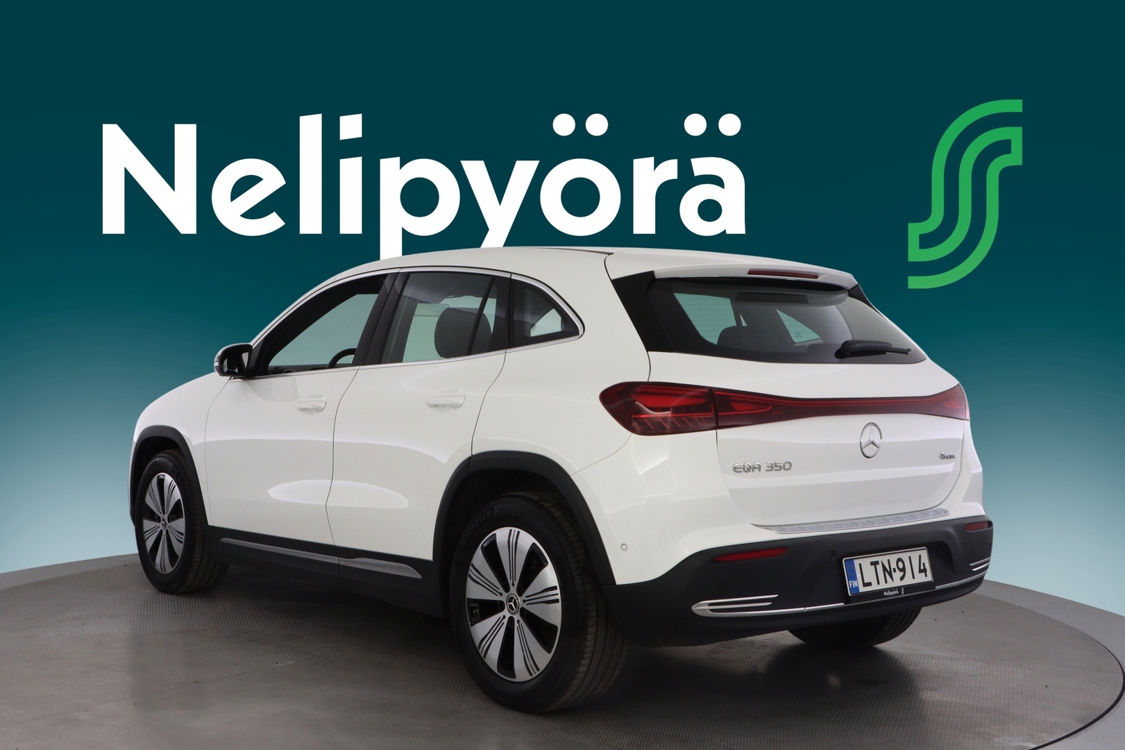 MERCEDES-BENZ EQA 2024