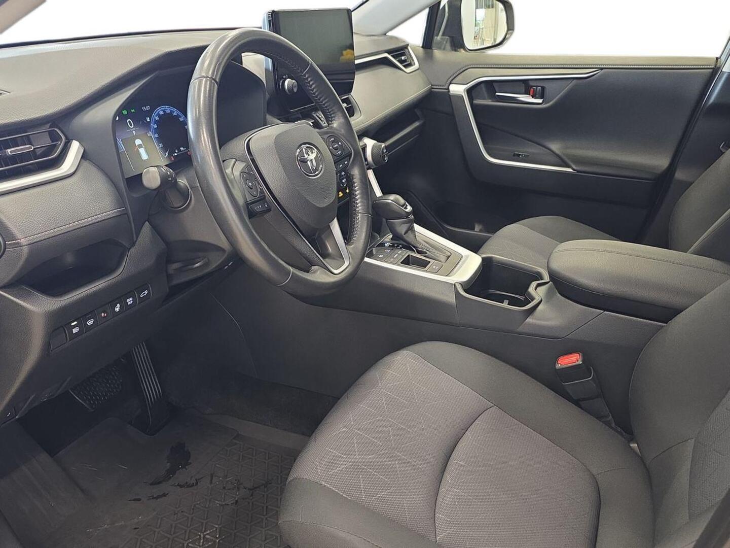 TOYOTA RAV 4 2024