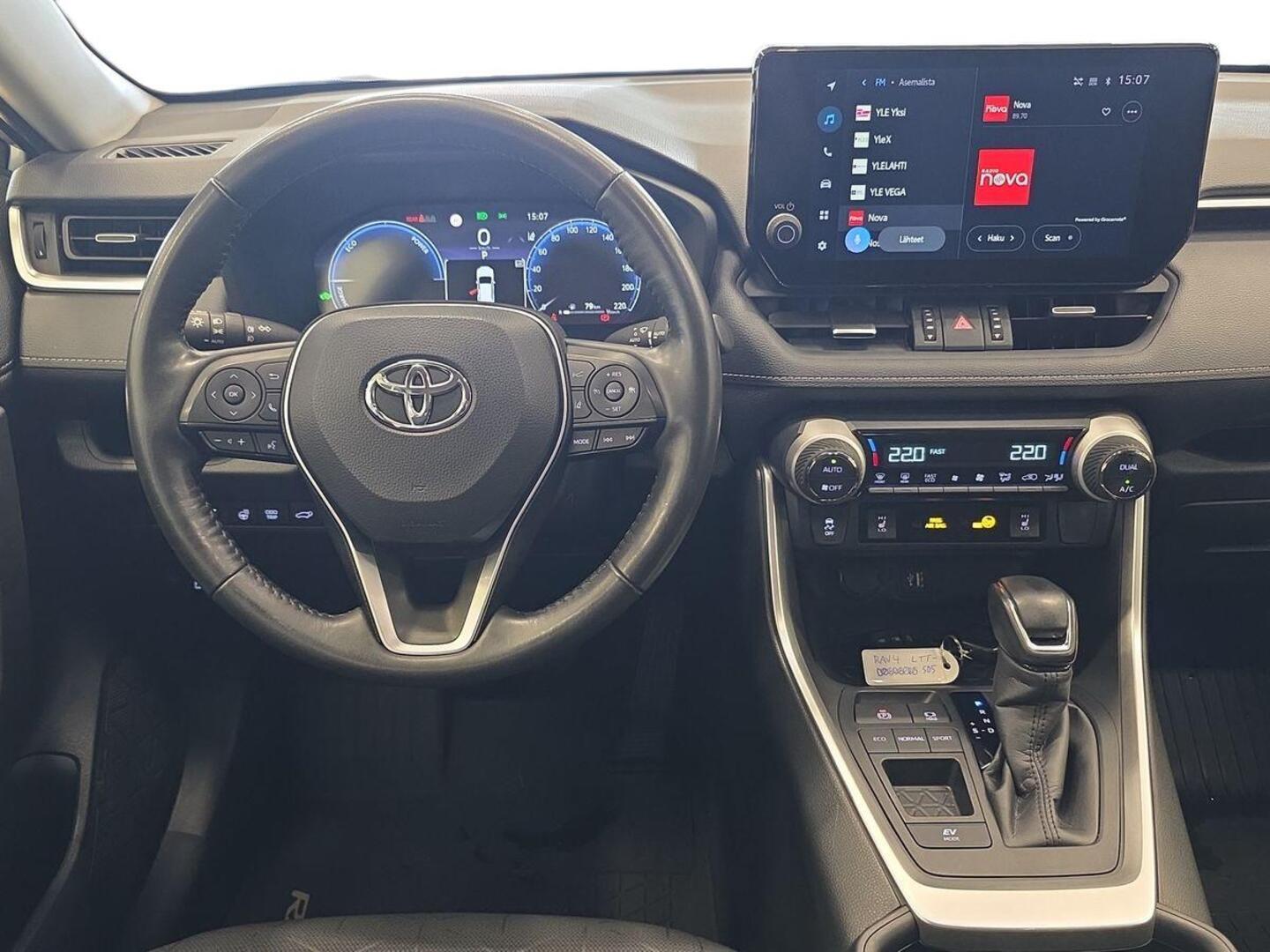 TOYOTA RAV 4 2024