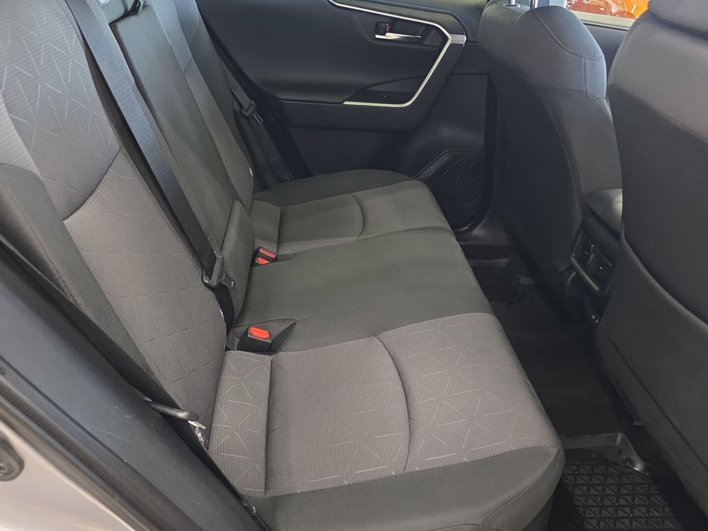 TOYOTA RAV 4 2024