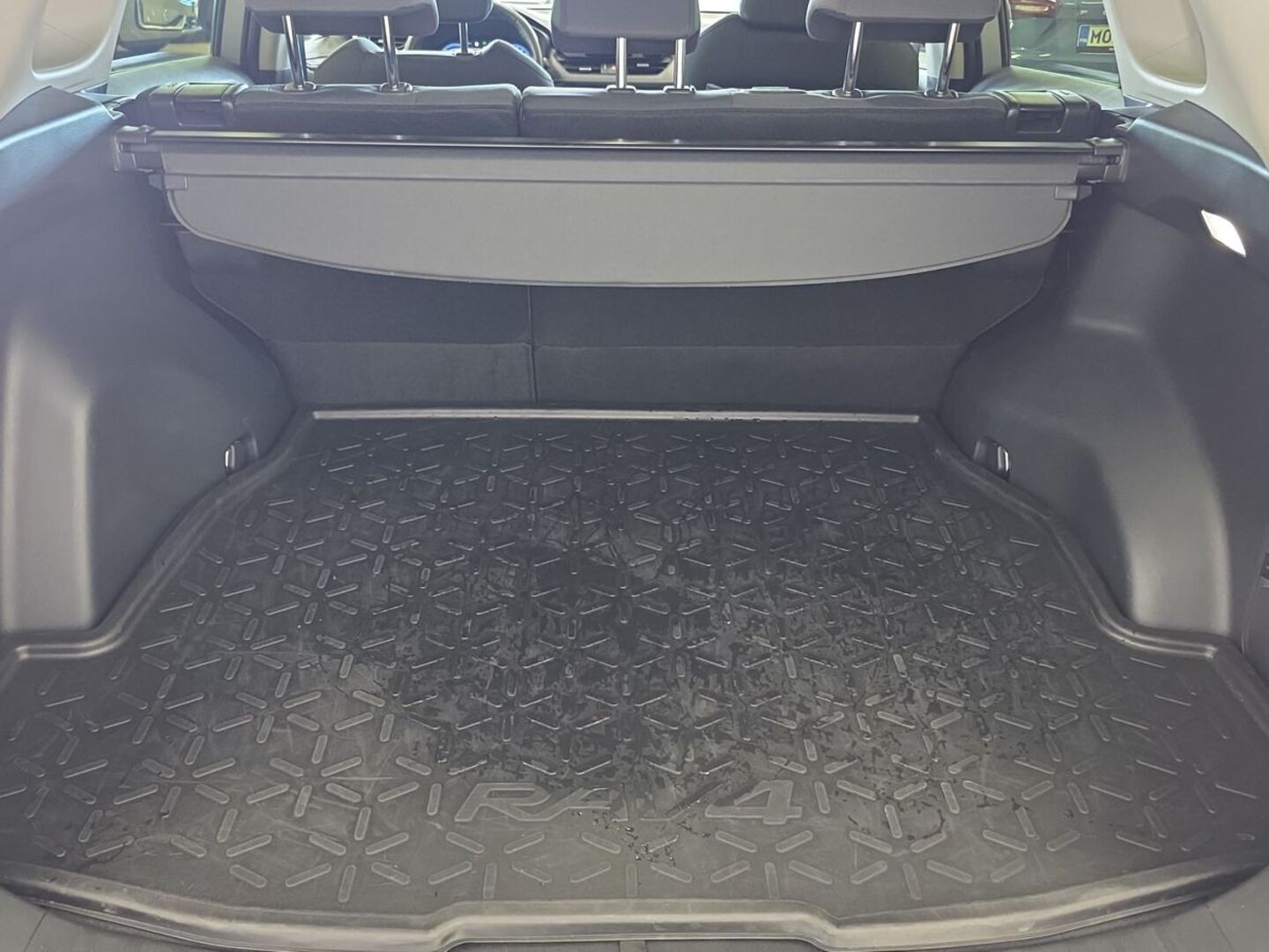 TOYOTA RAV 4 2024