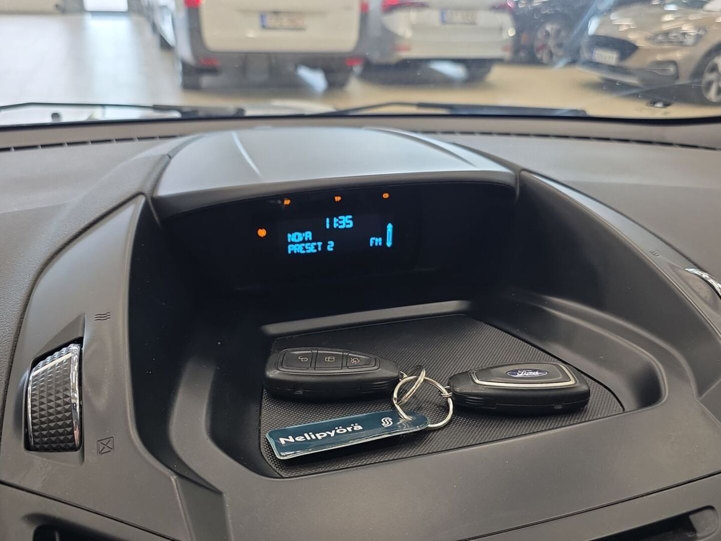 FORD Kuga 24