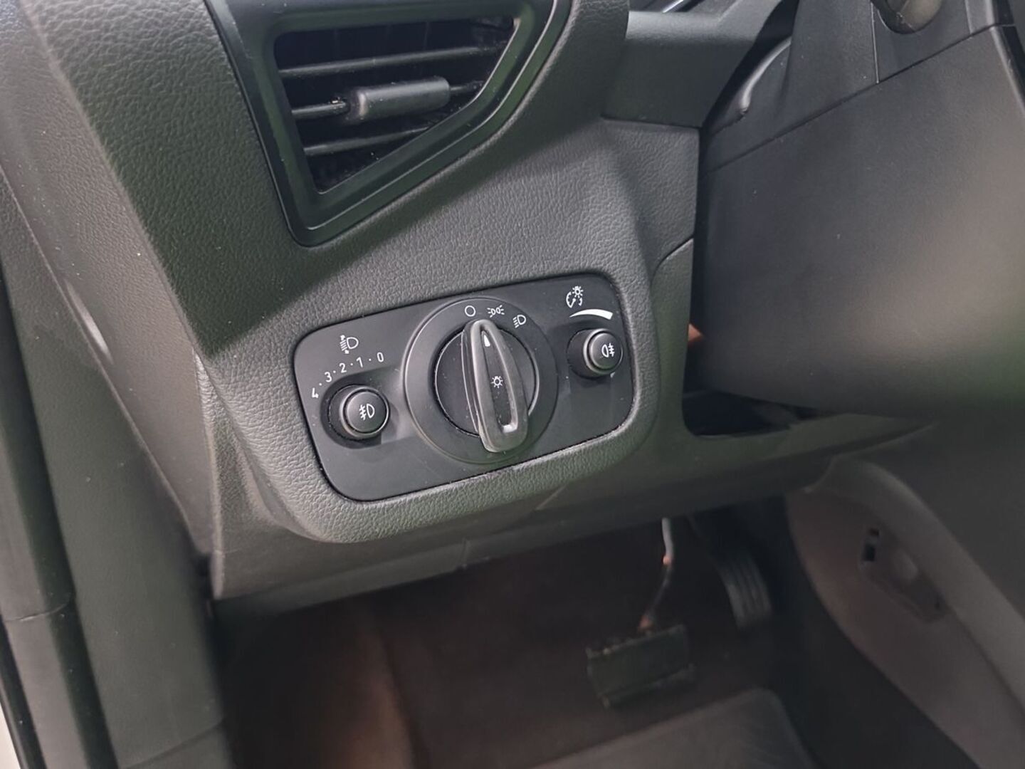 FORD Kuga 28