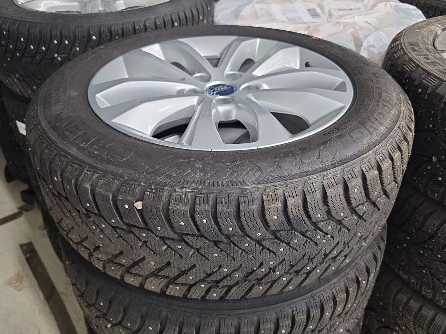 FORD Kuga 30