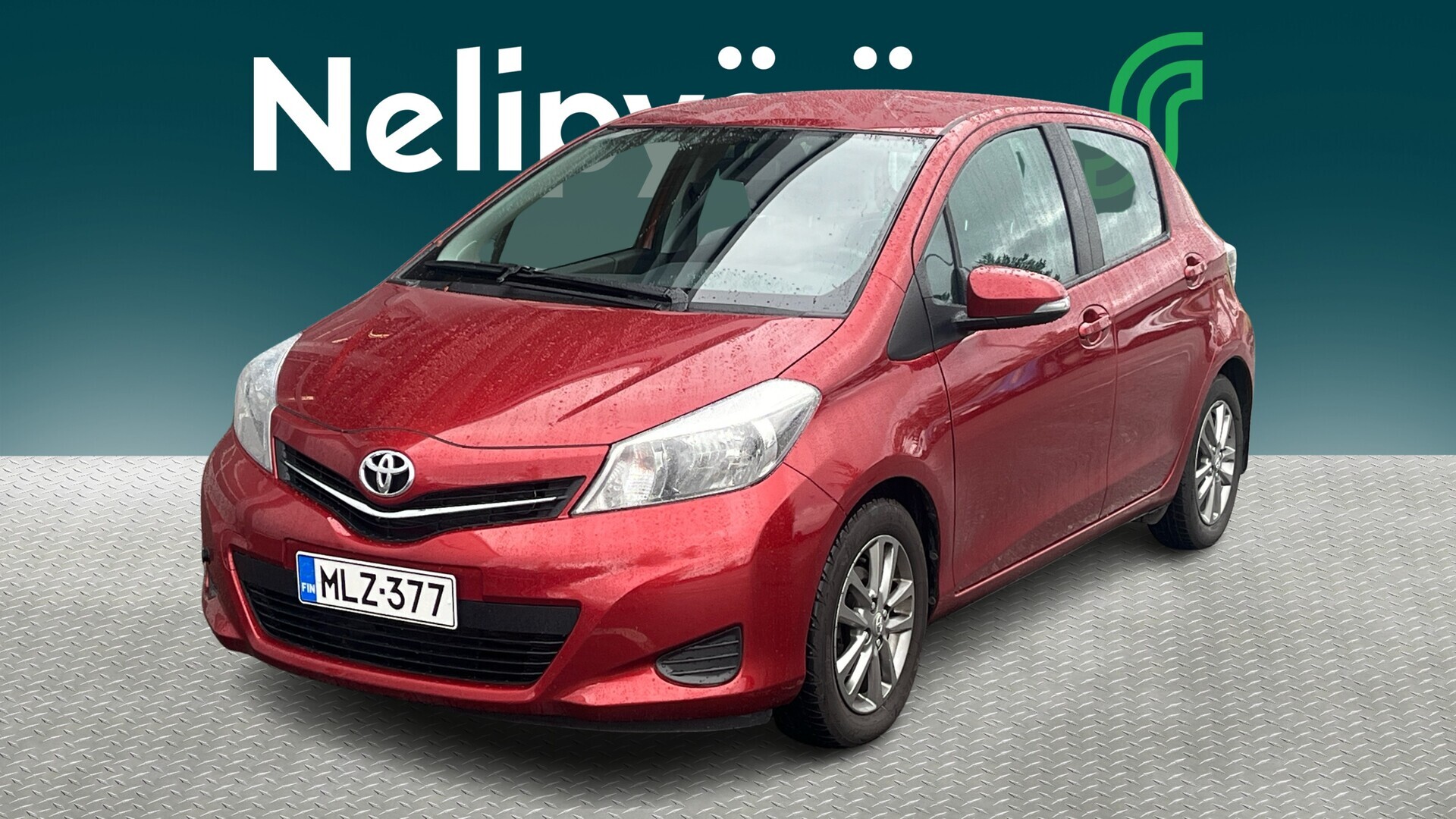 TOYOTA Yaris 2014