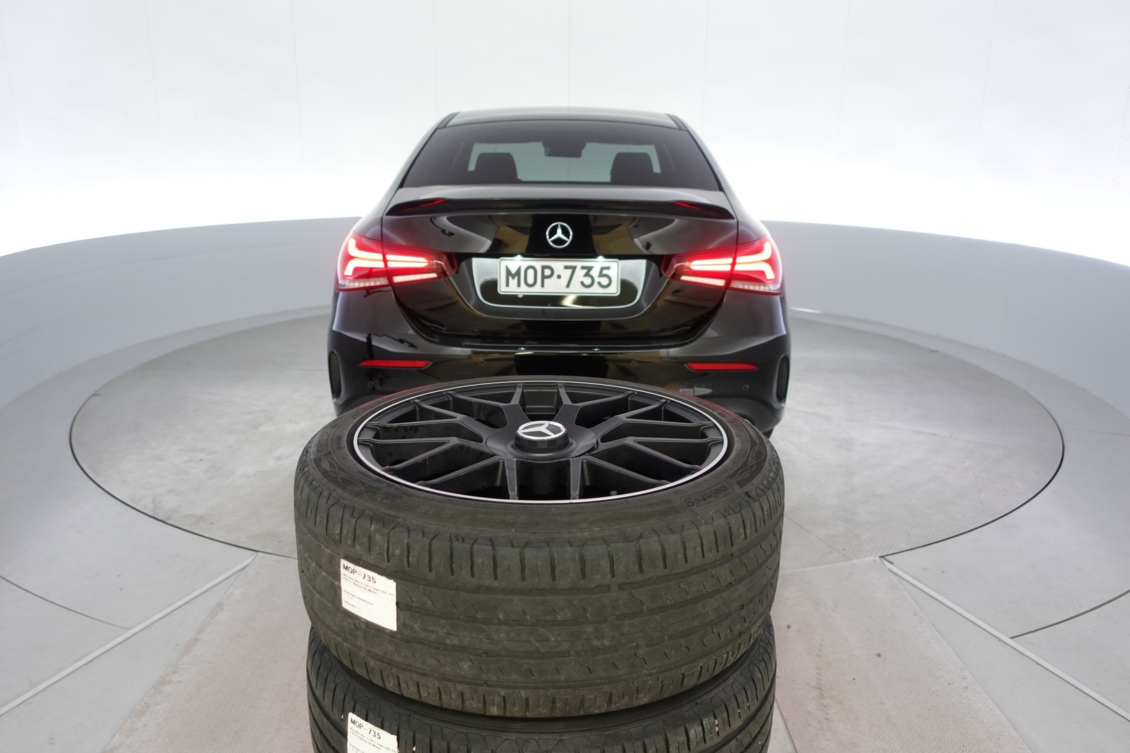 MERCEDES-BENZ A 2020