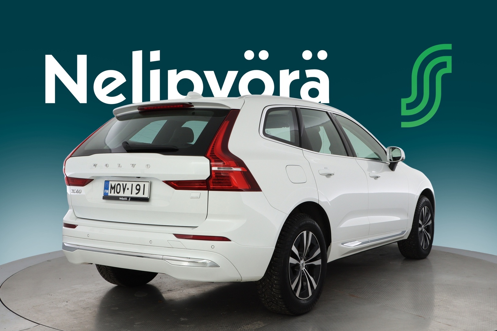 VOLVO XC60 2022