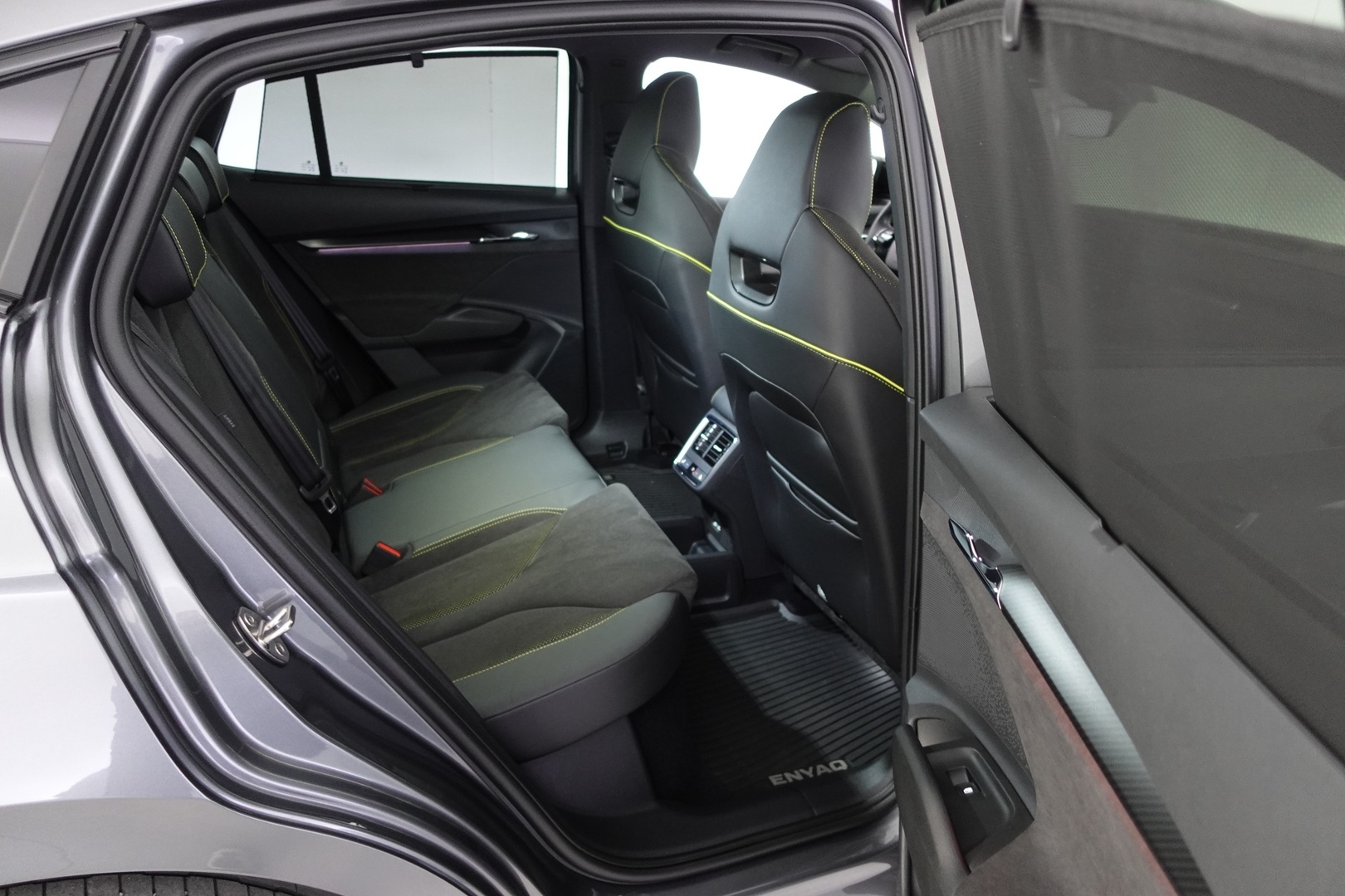 SKODA Enyaq 2023