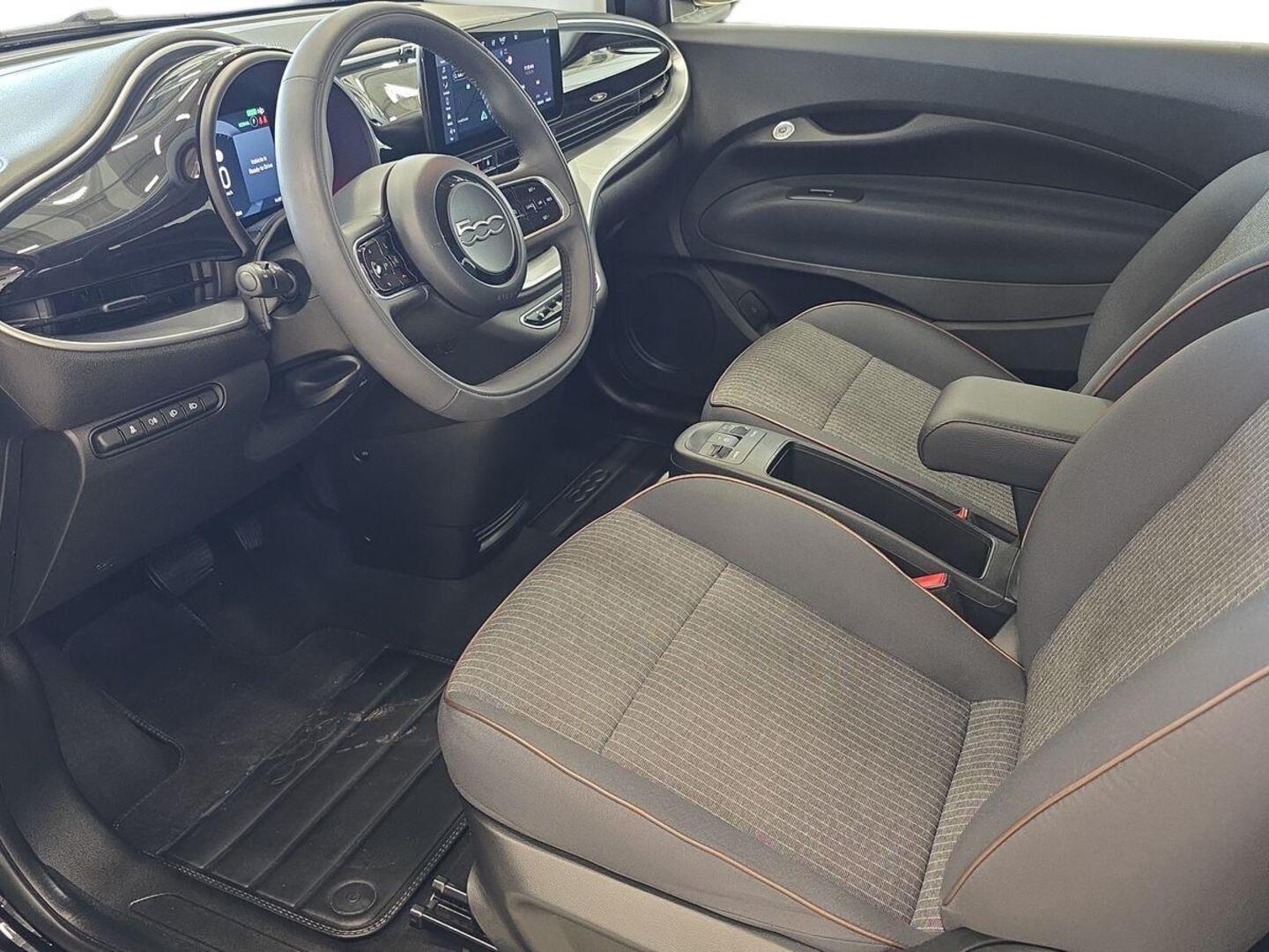 FIAT 500E 14