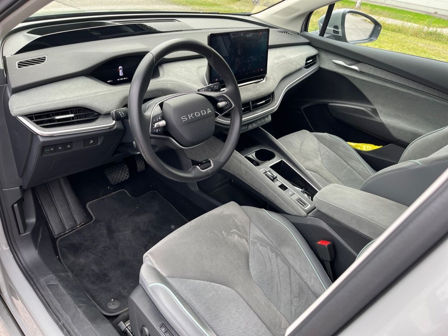 SKODA Enyaq 2025