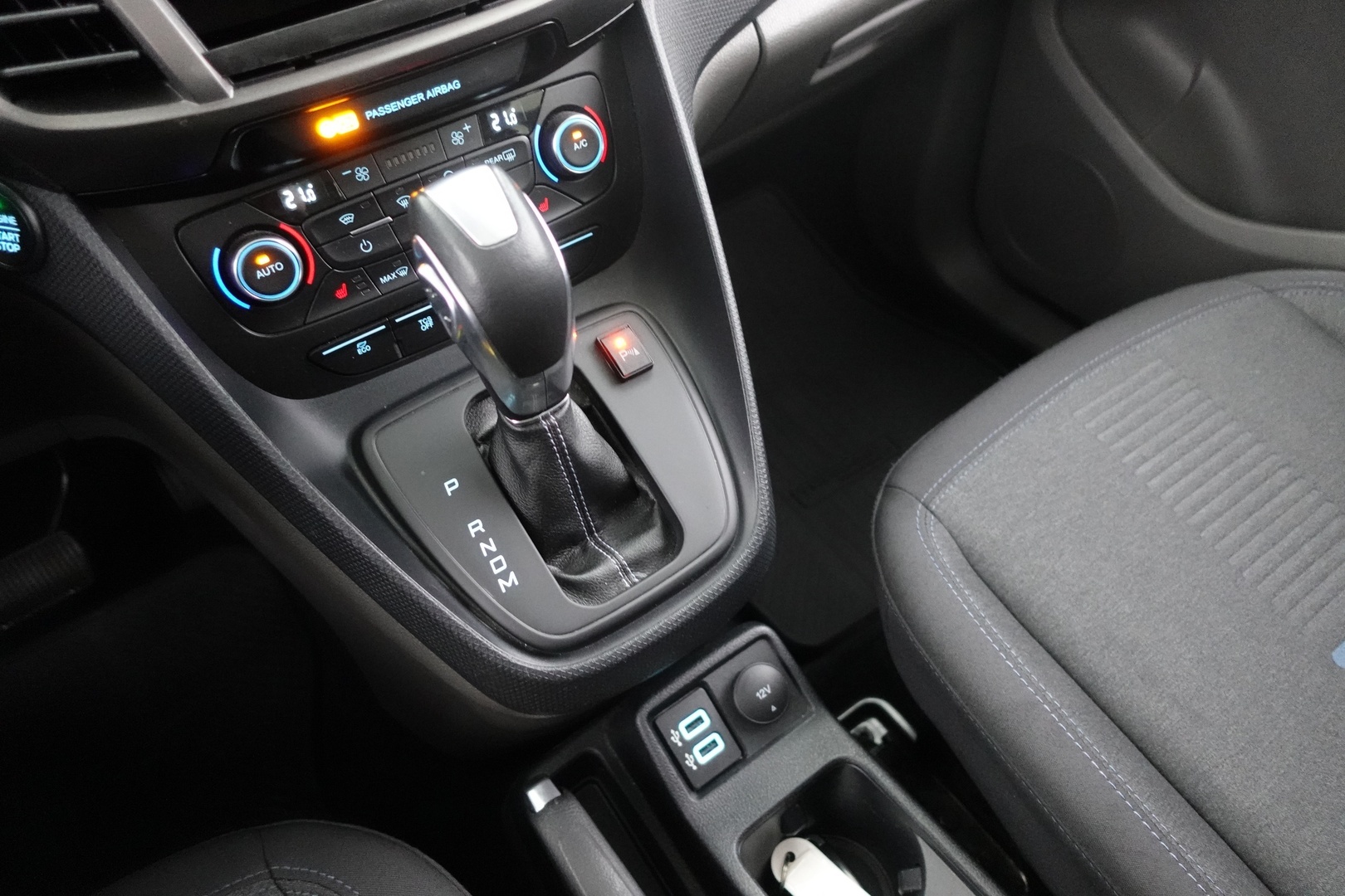 FORD Grand Tourneo Connect 2021