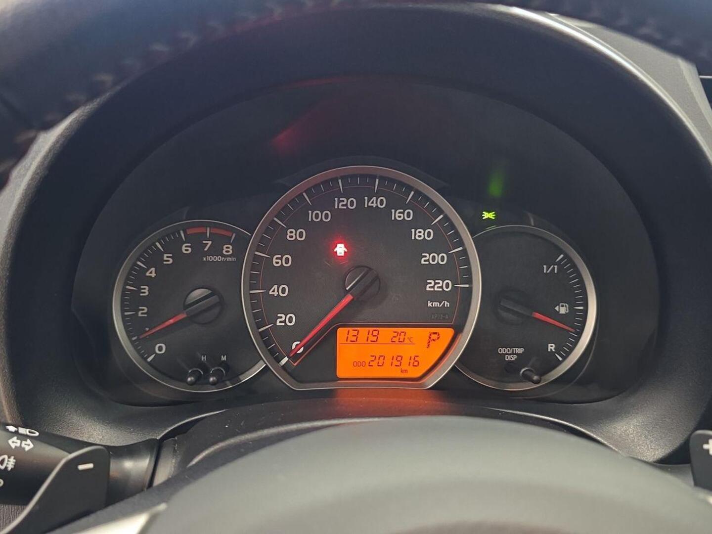 TOYOTA Yaris 2013