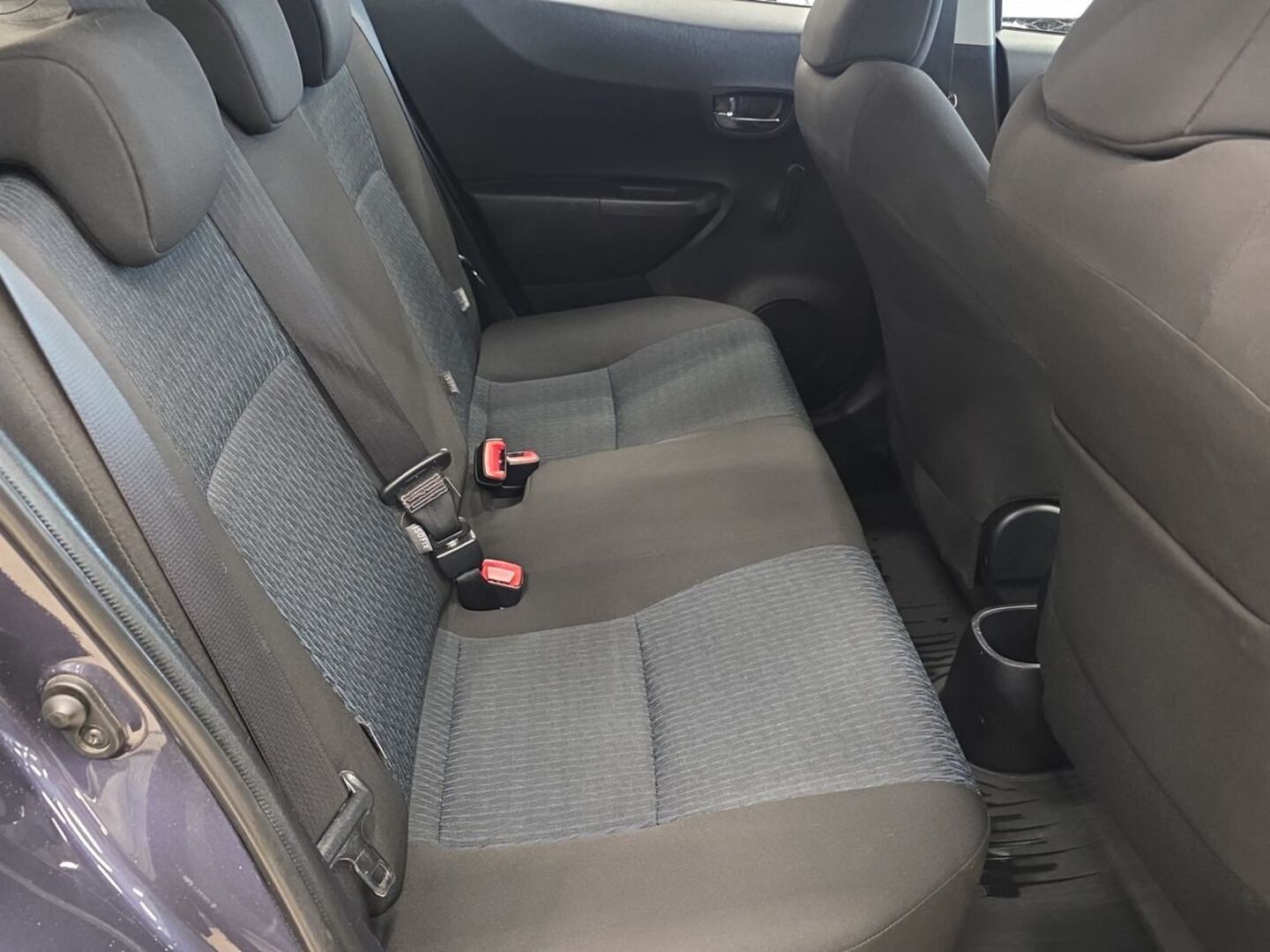 TOYOTA Yaris 2013