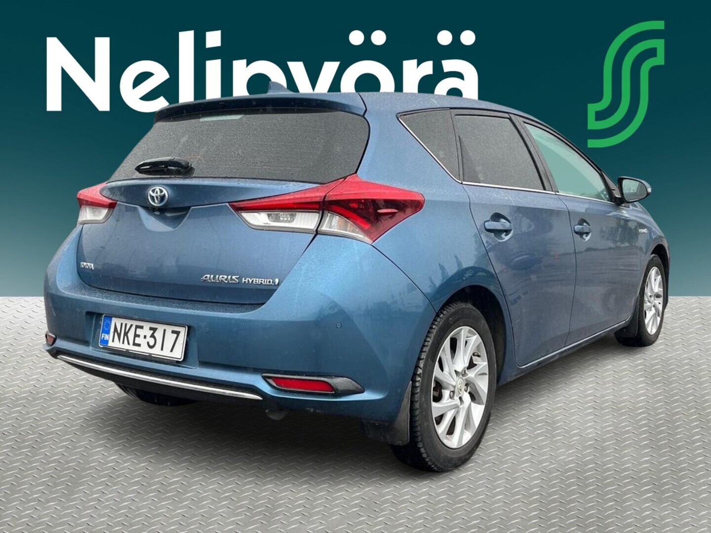 TOYOTA Auris 2016
