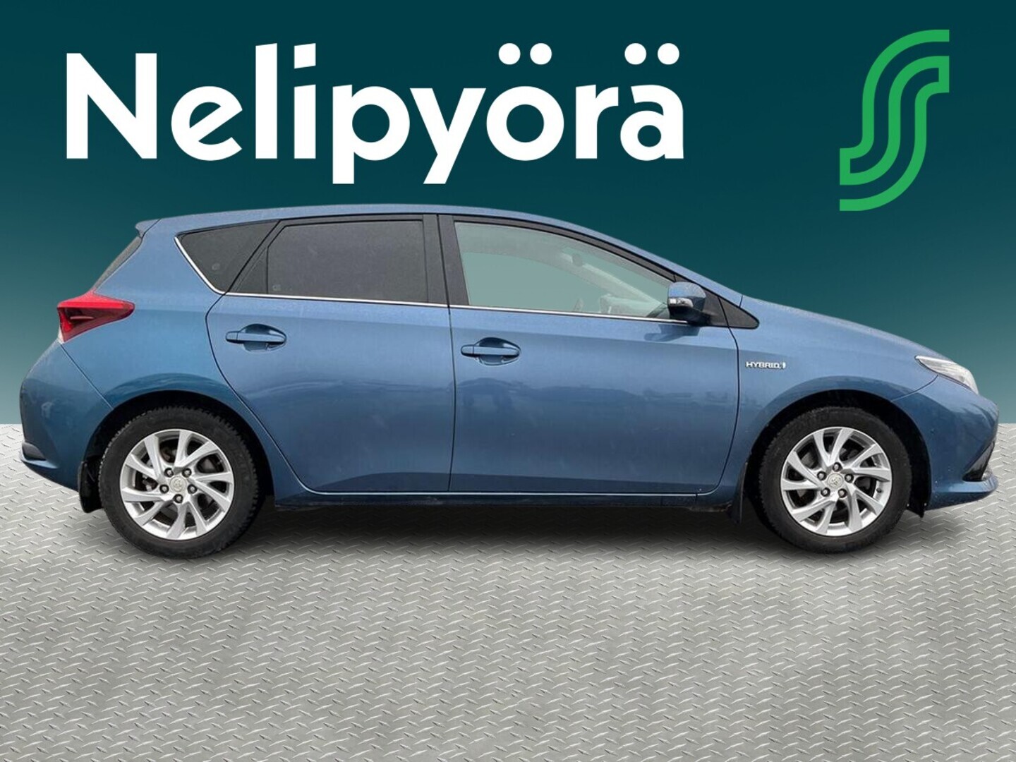 TOYOTA Auris 2016