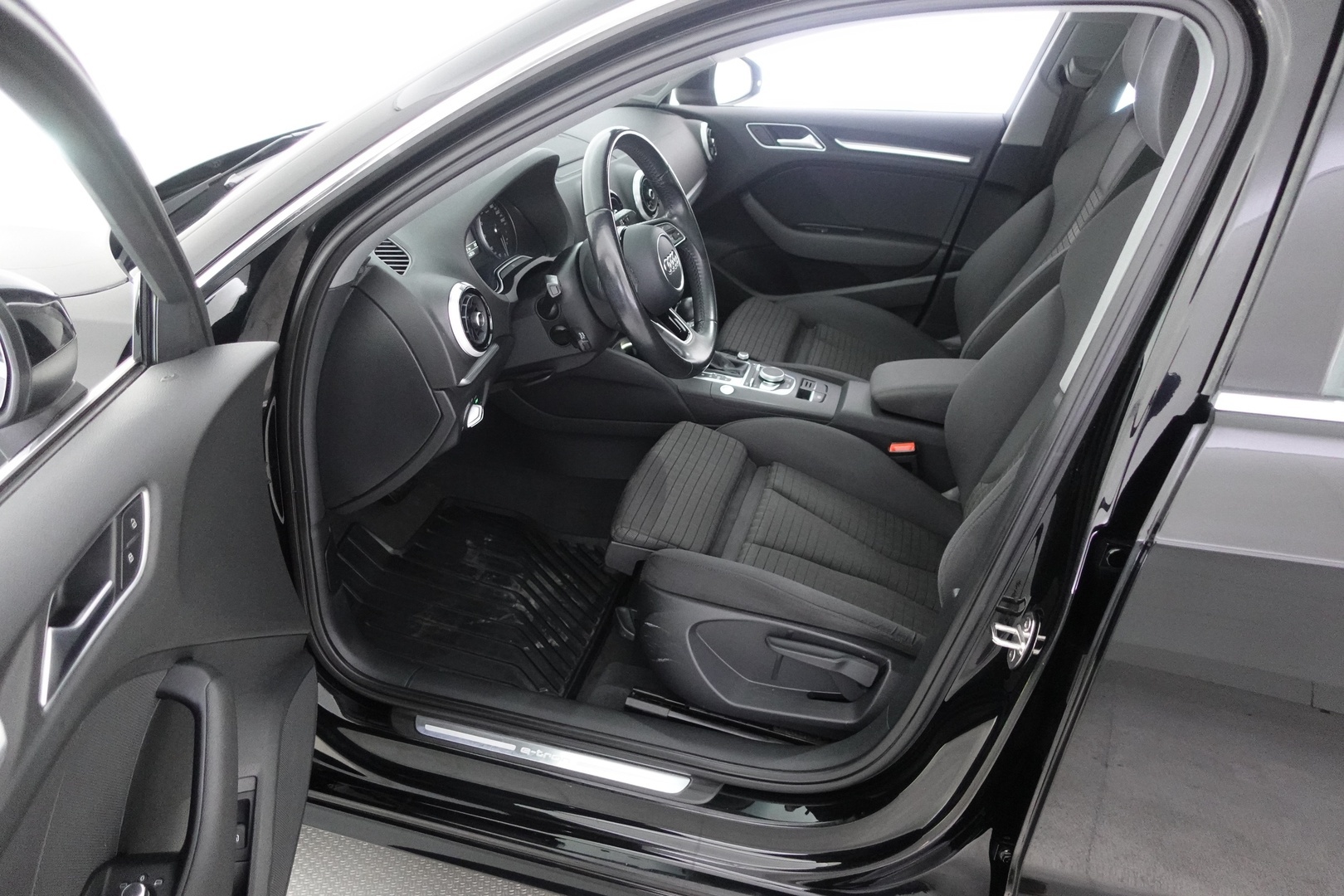 AUDI A3 2016