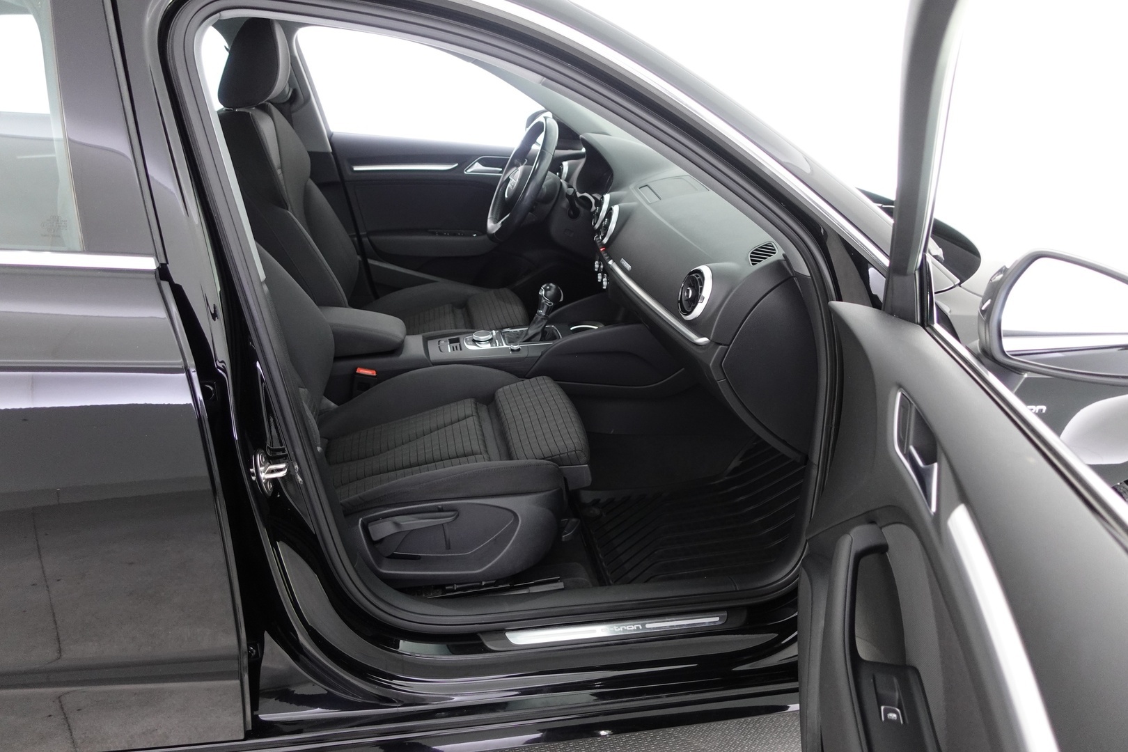 AUDI A3 2016