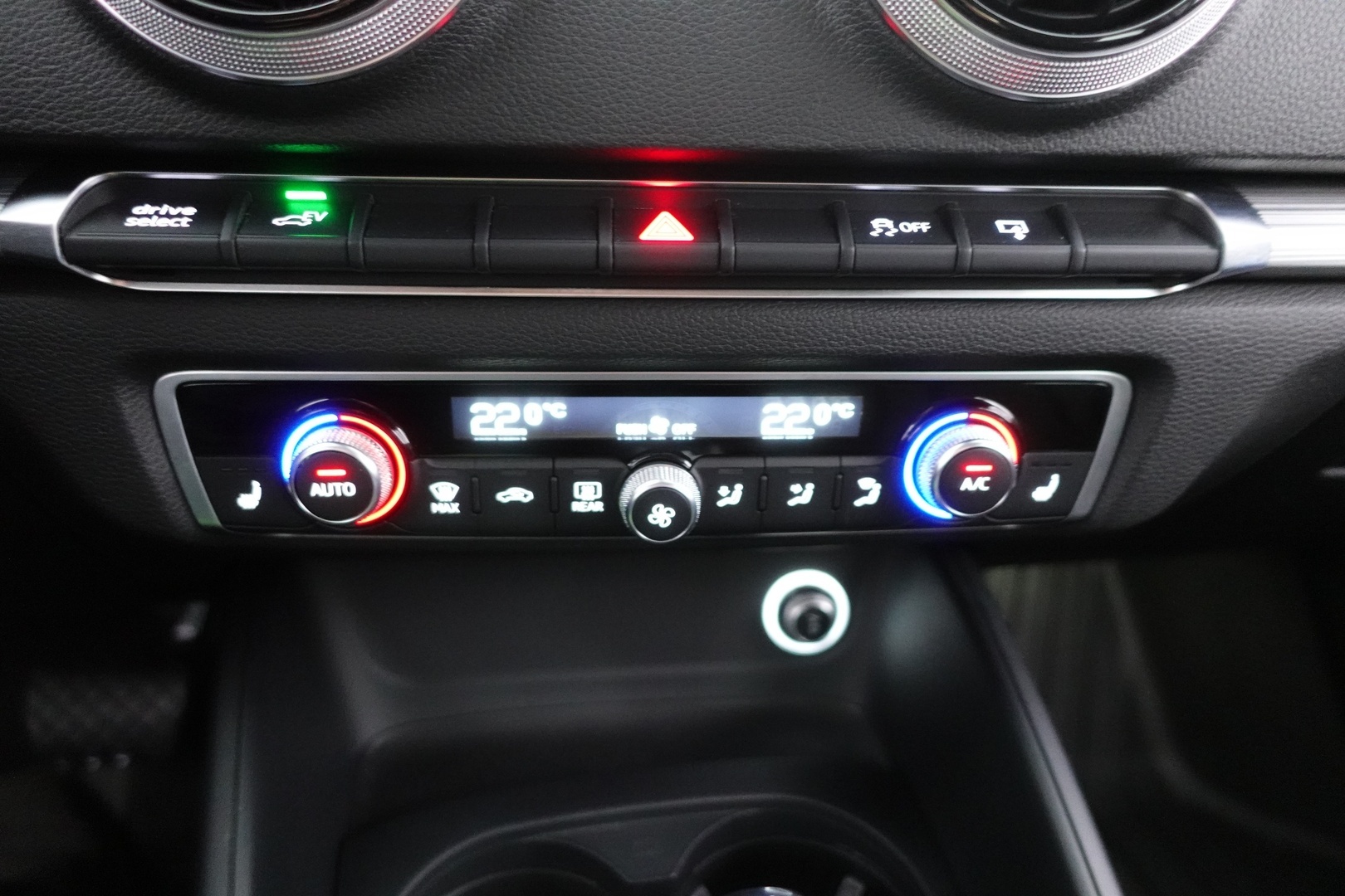AUDI A3 2016