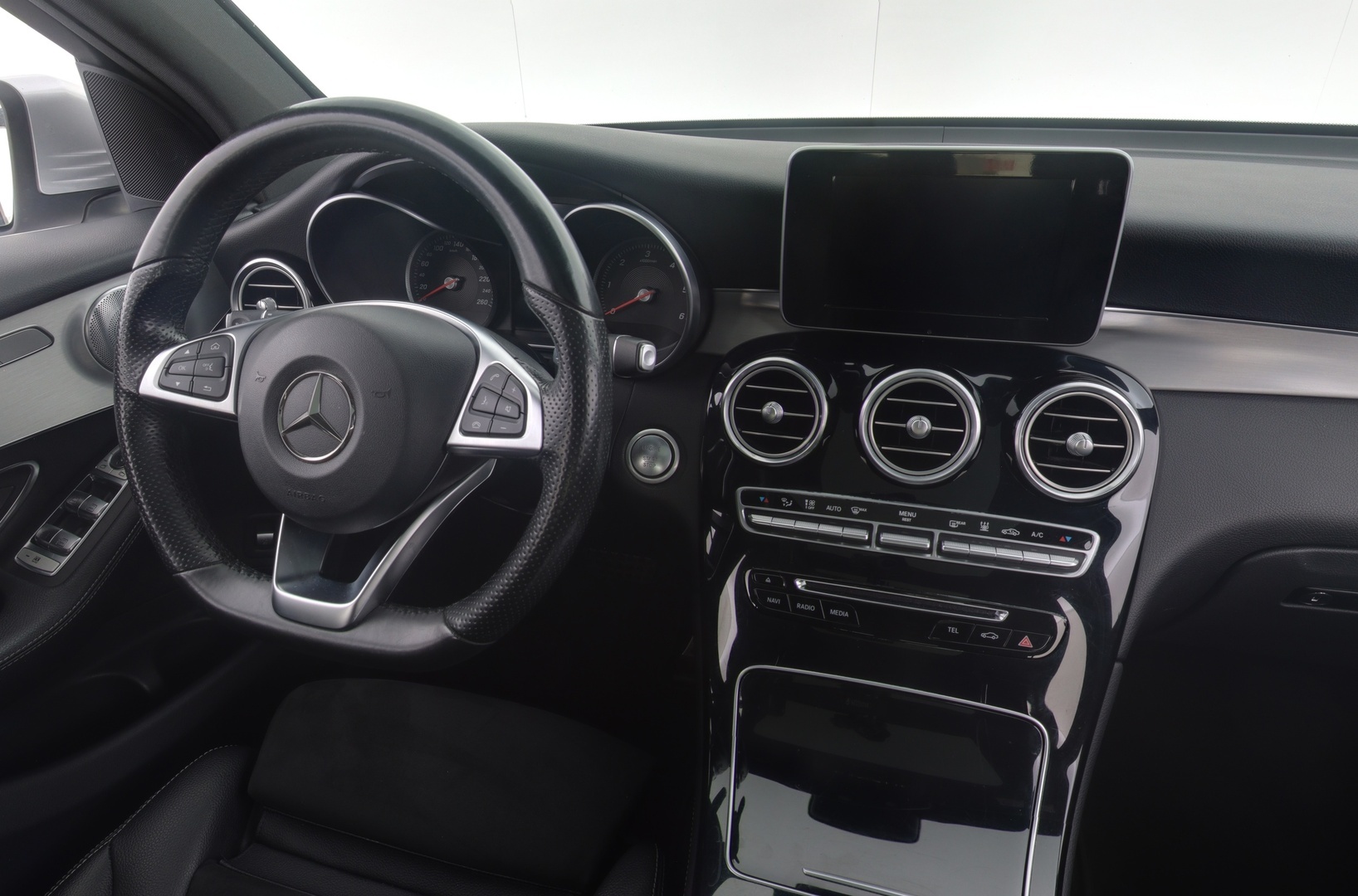 MERCEDES-BENZ GLC 2016