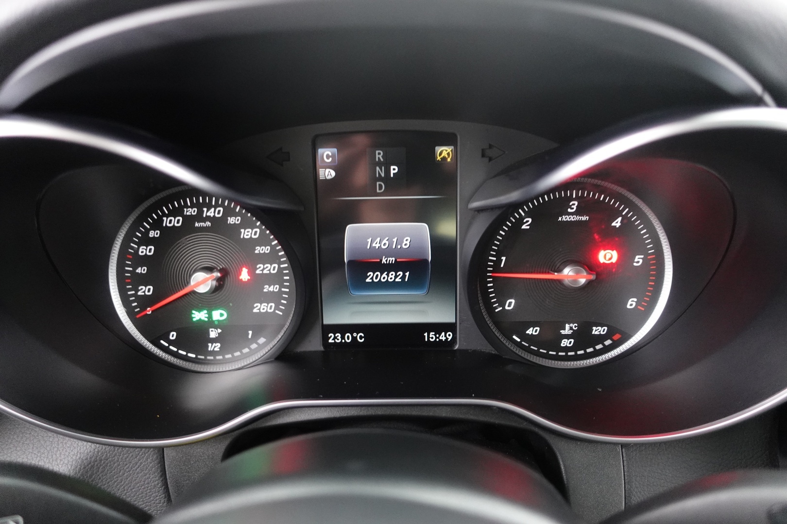 MERCEDES-BENZ GLC 2016