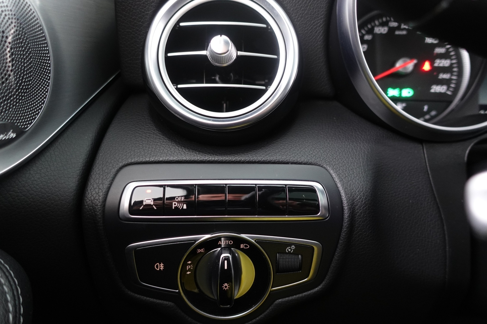 MERCEDES-BENZ GLC 2016