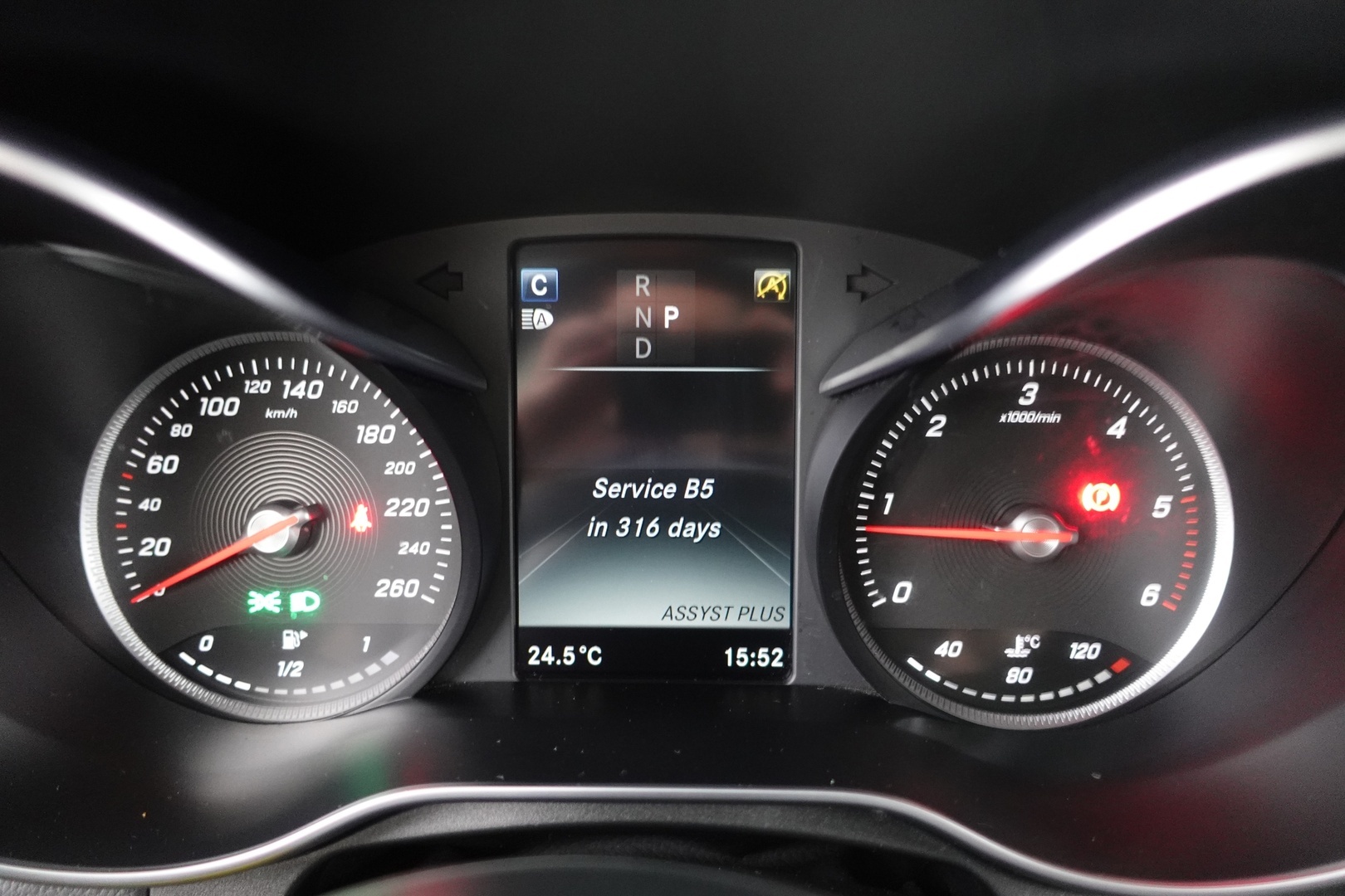 MERCEDES-BENZ GLC 2016