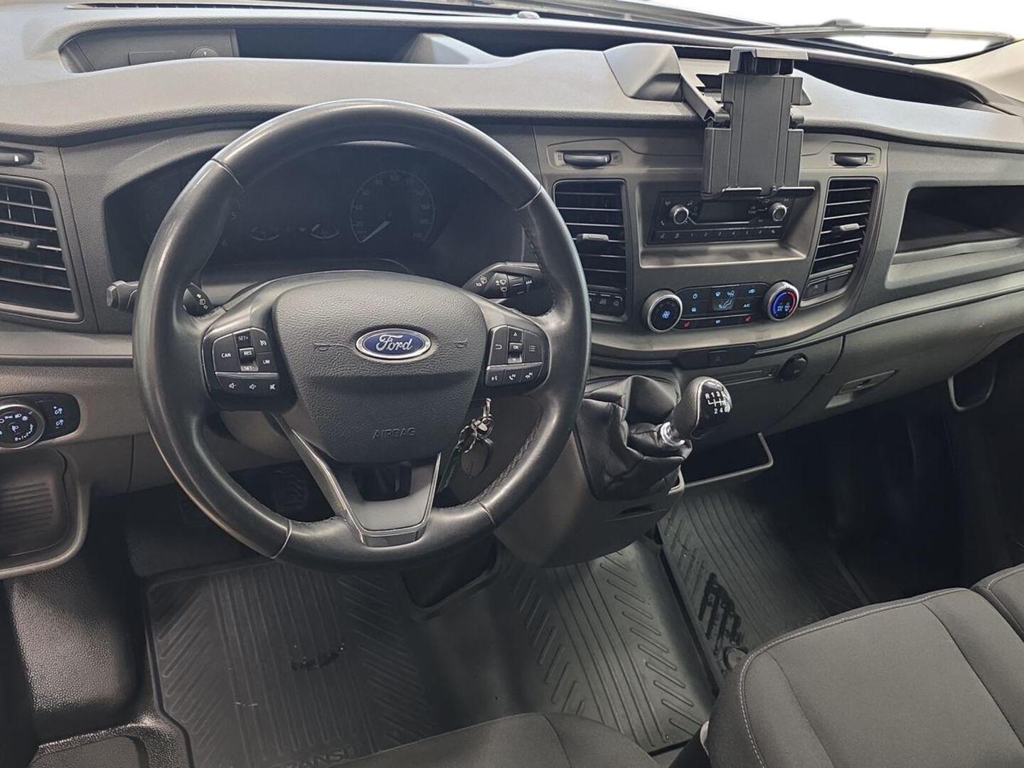 FORD Transit 2023