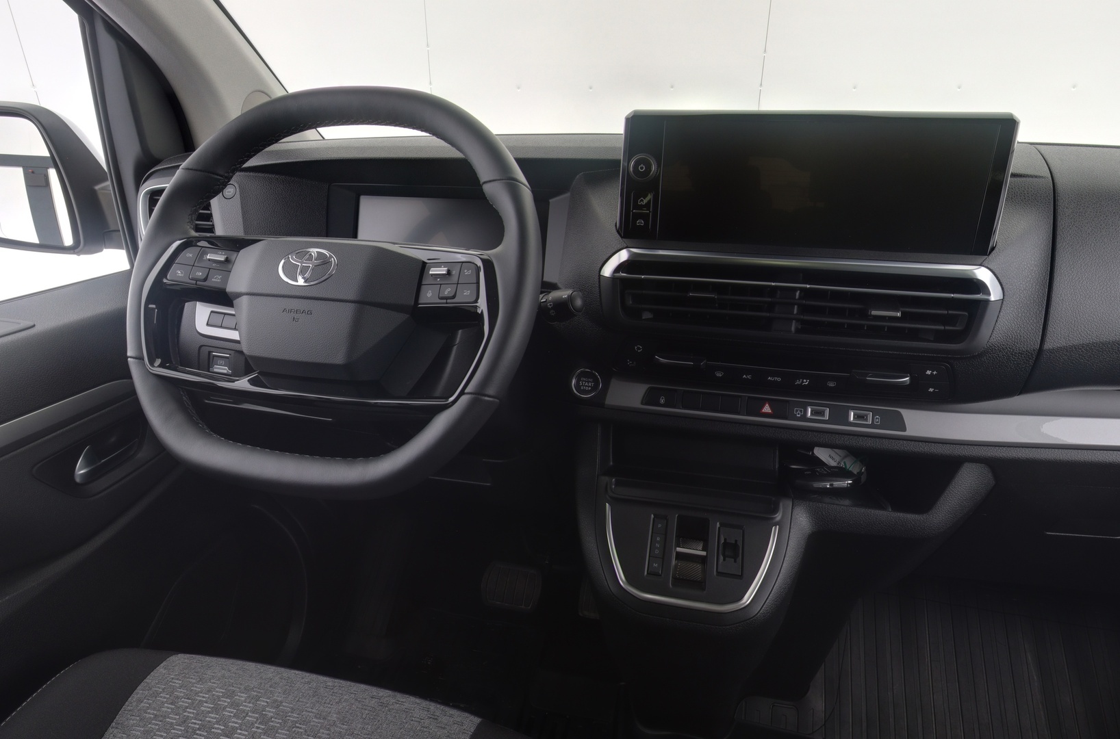 TOYOTA Proace Verso 2024