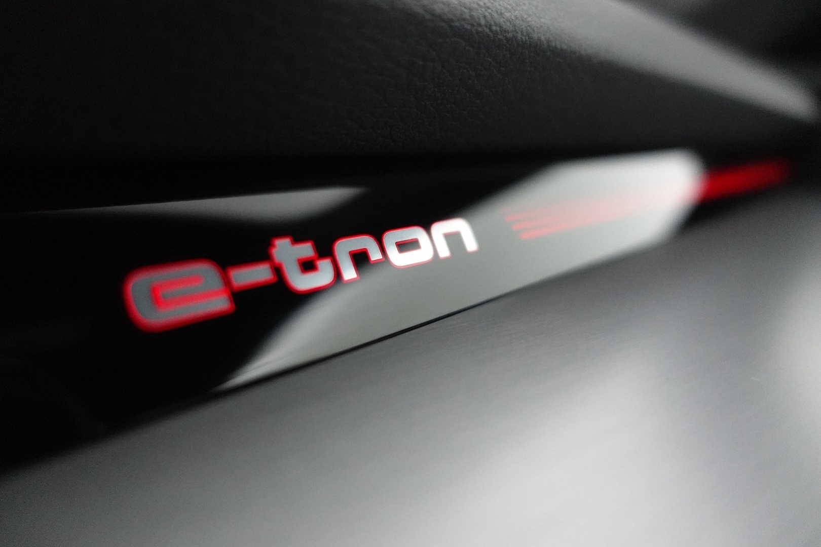 AUDI e-tron 2021