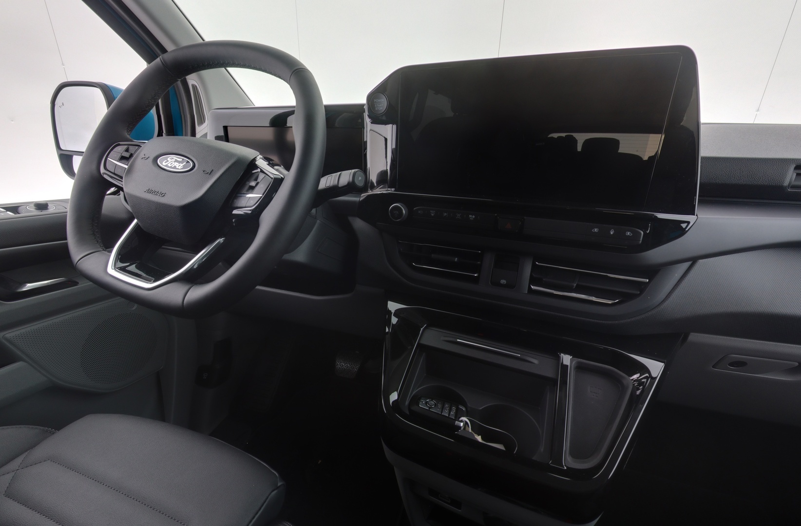 FORD TOURNEO CUSTOM 2026